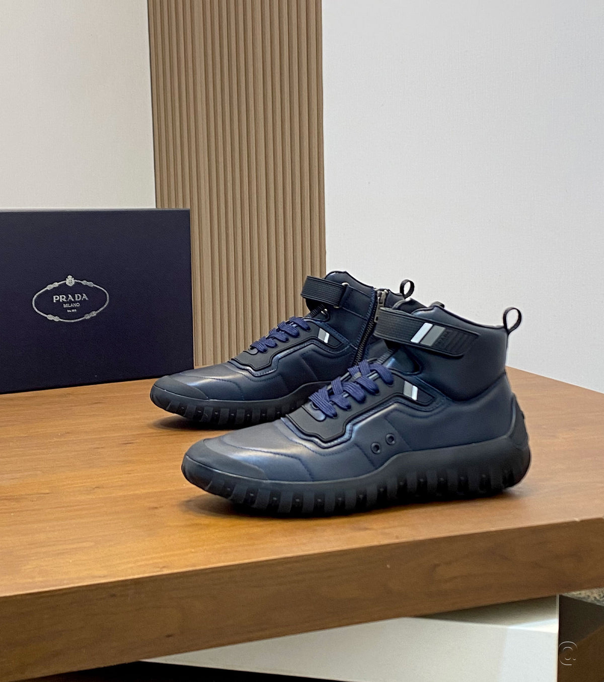 Високи кожени сникърси