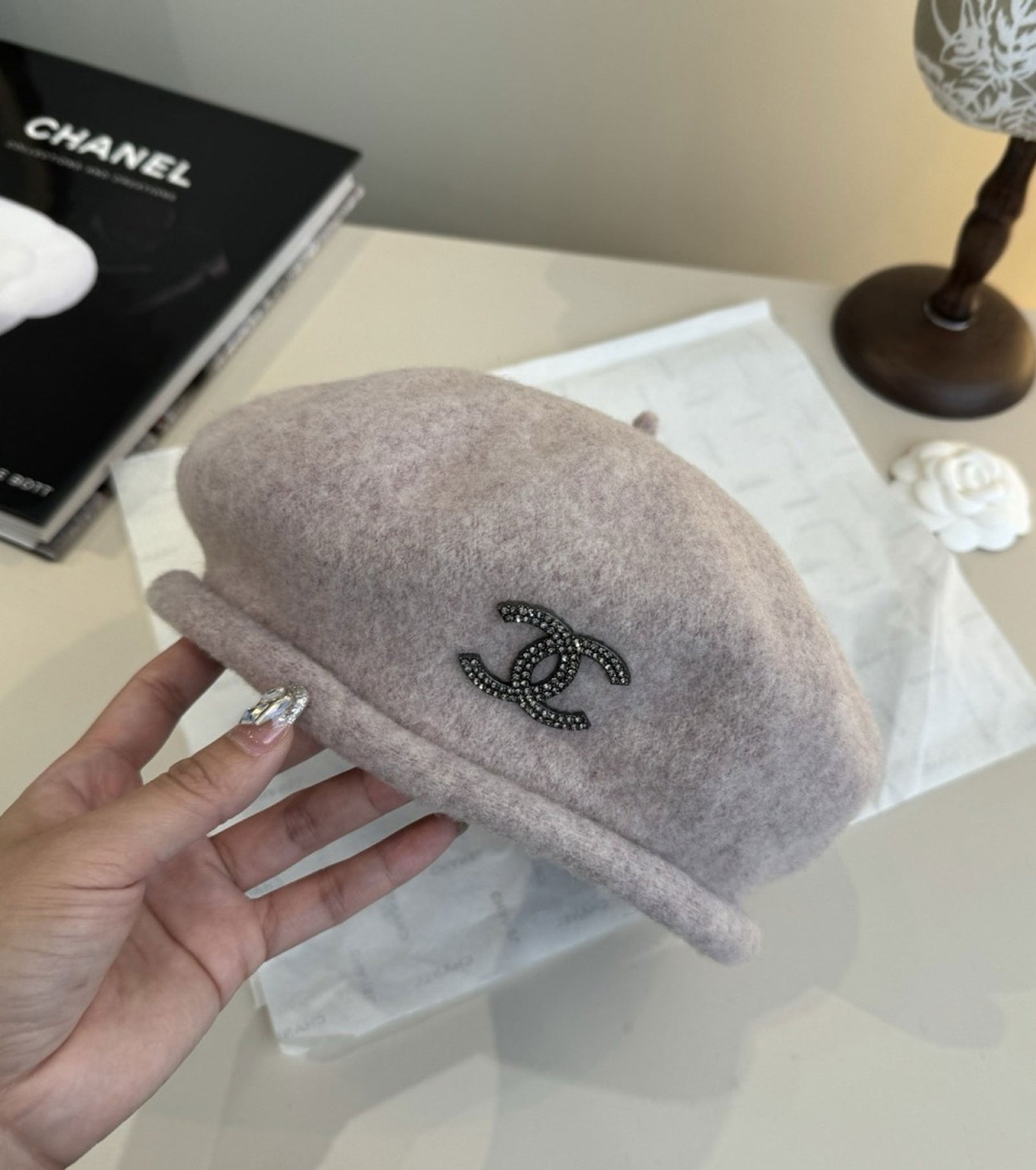 Вълнена Барета