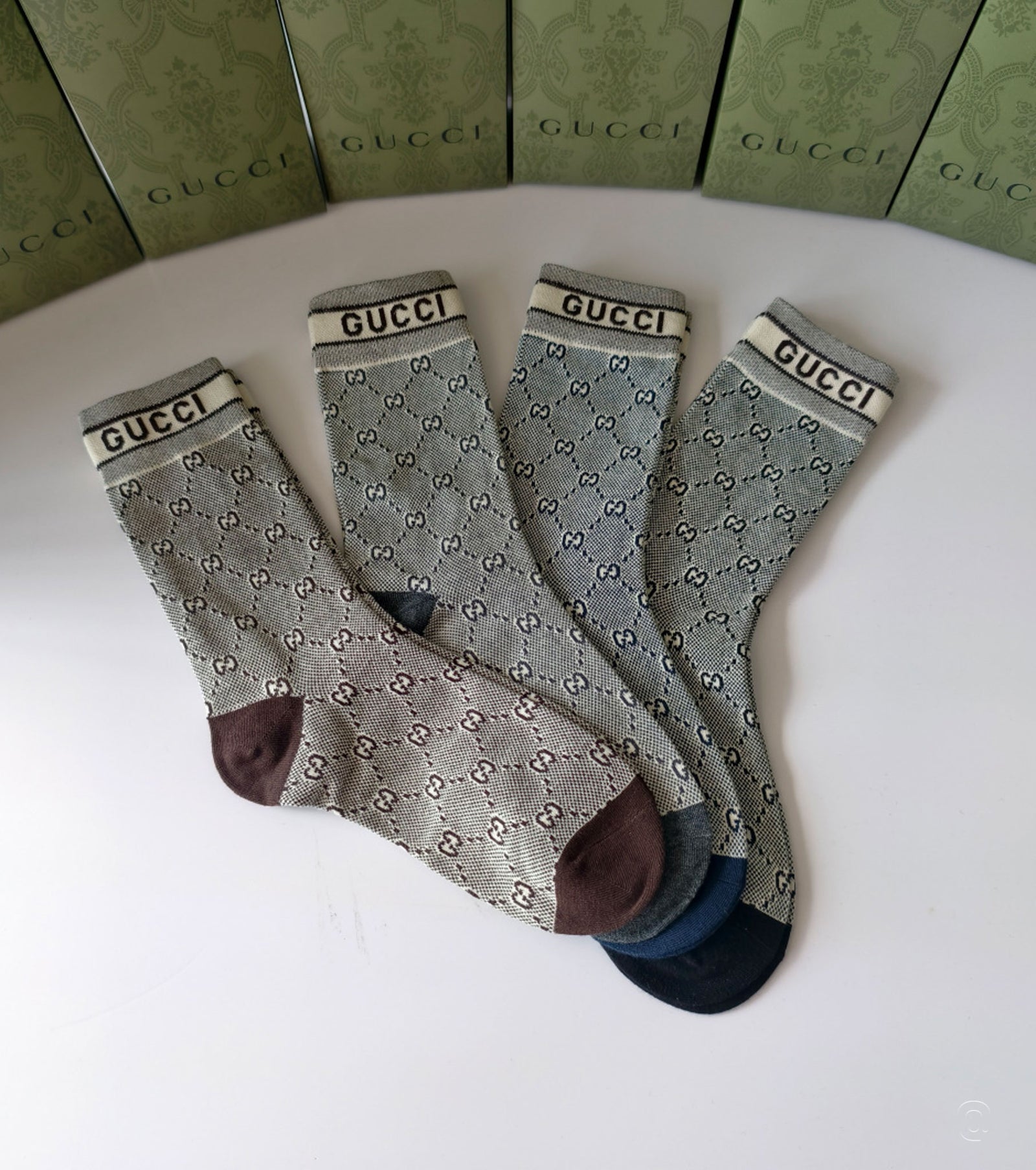 Дамски чорапи 4 бр.