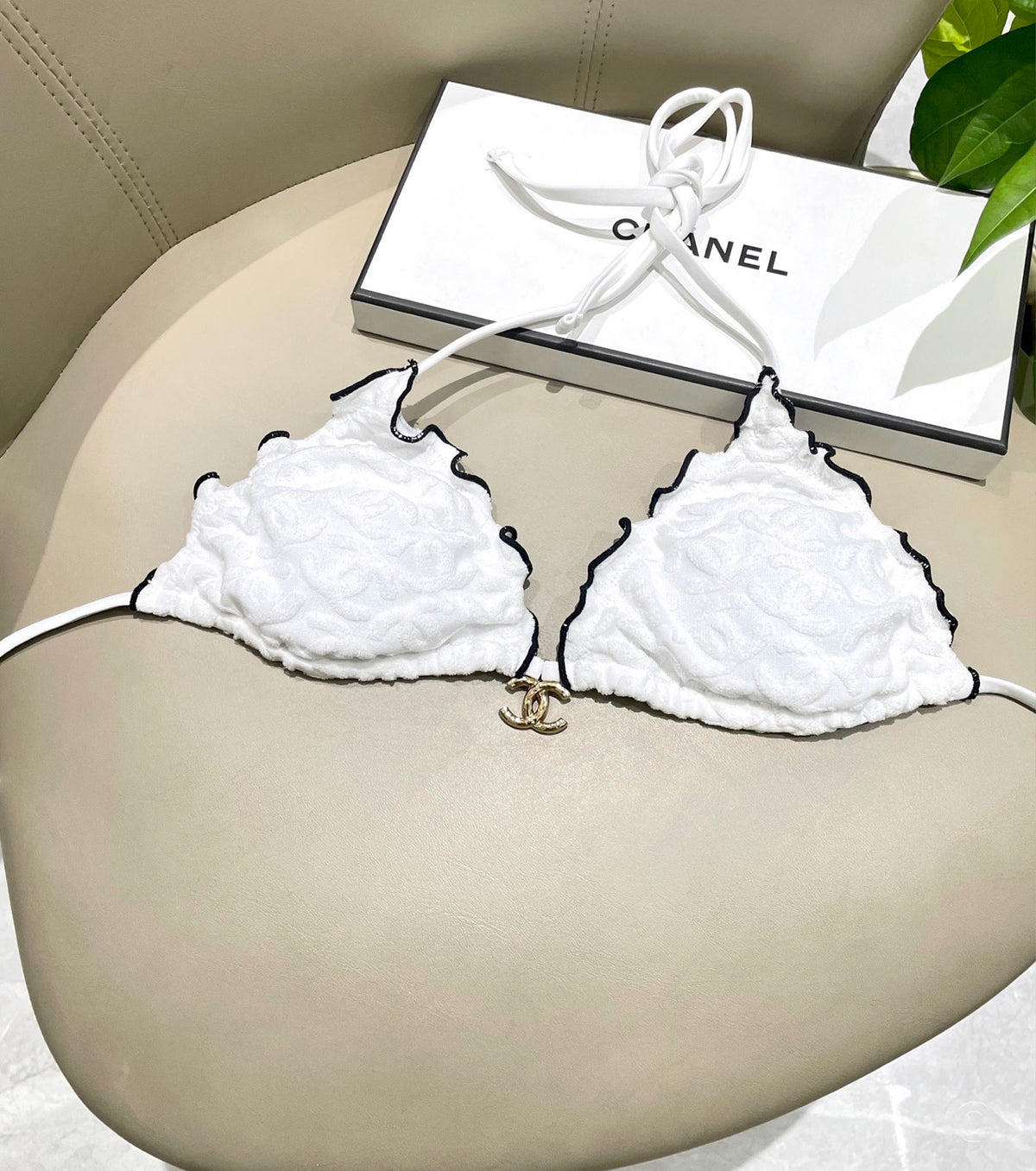 Бански от две части