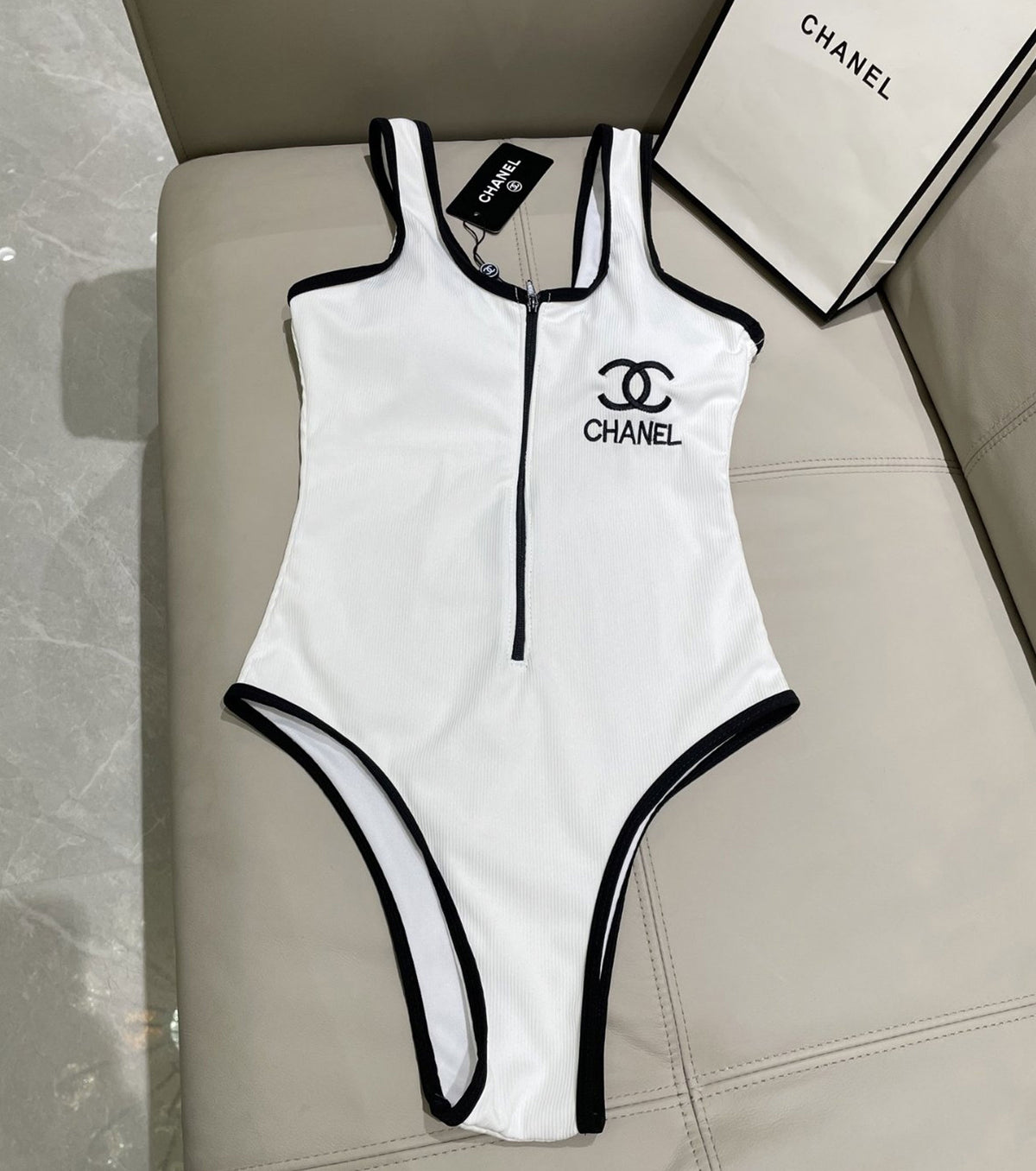 ONE-PIECE SWIMSUIT