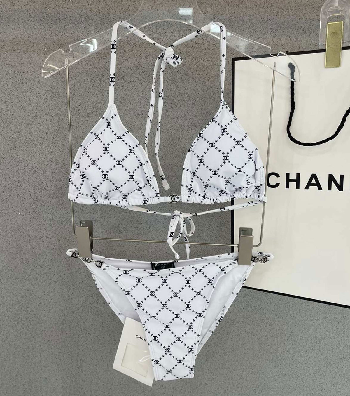 Бански от две части