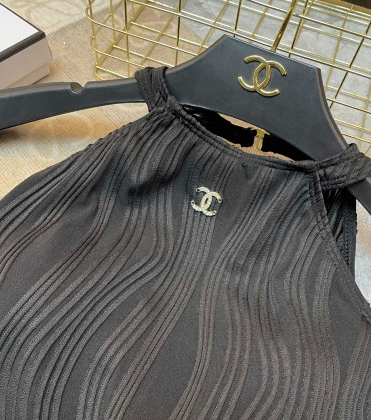 БАНСКИ КОСТЮМ