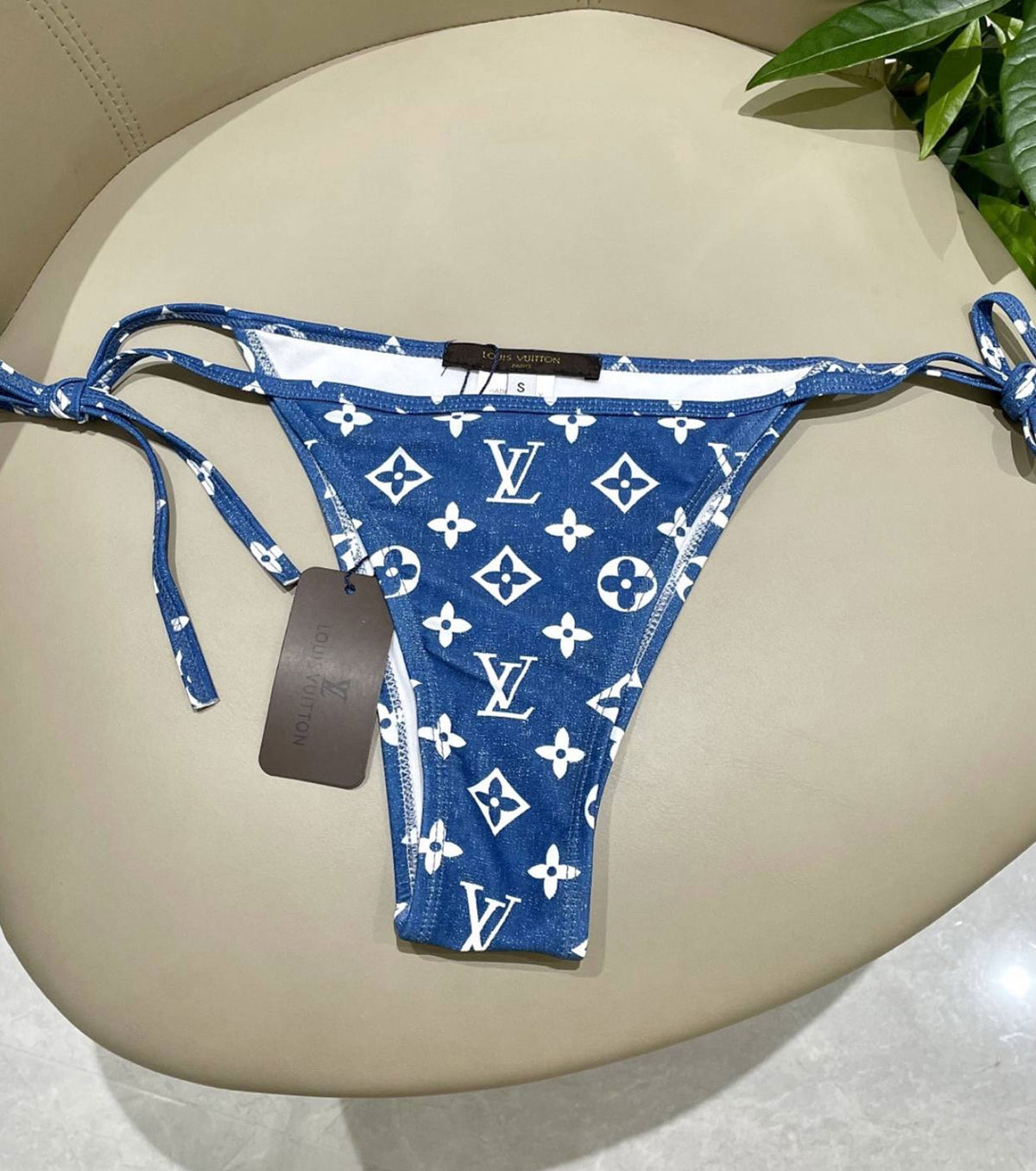 Бански от две части