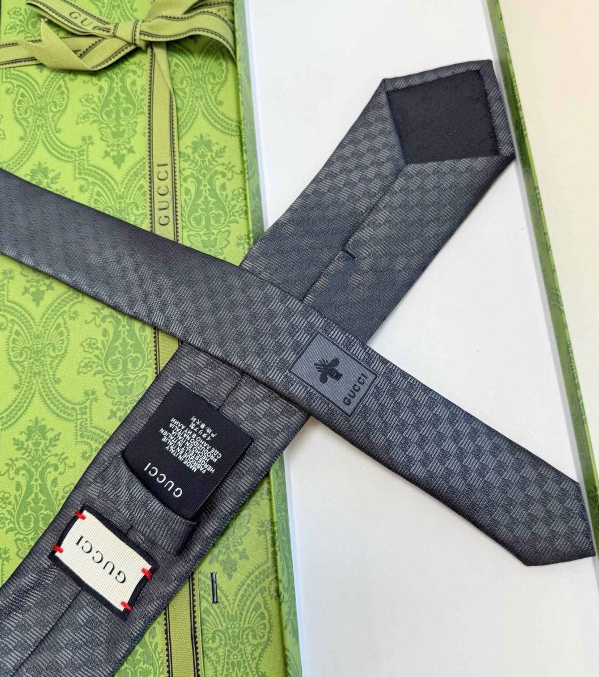 GG копринена жакардова вратовръзка GG