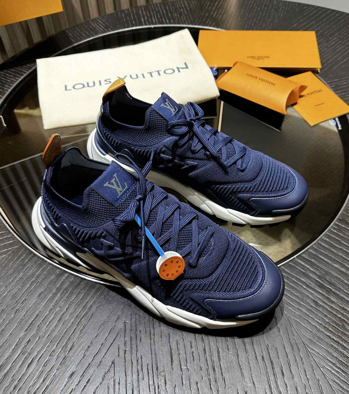 LV Runner Tatic Sneaker