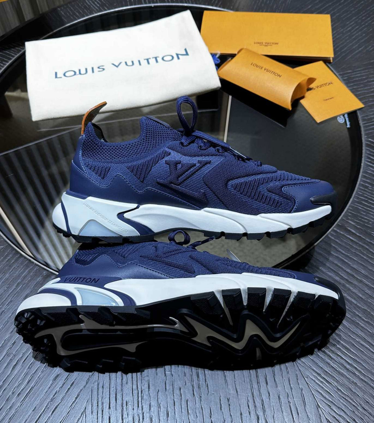 LV Runner Tatic Sneaker