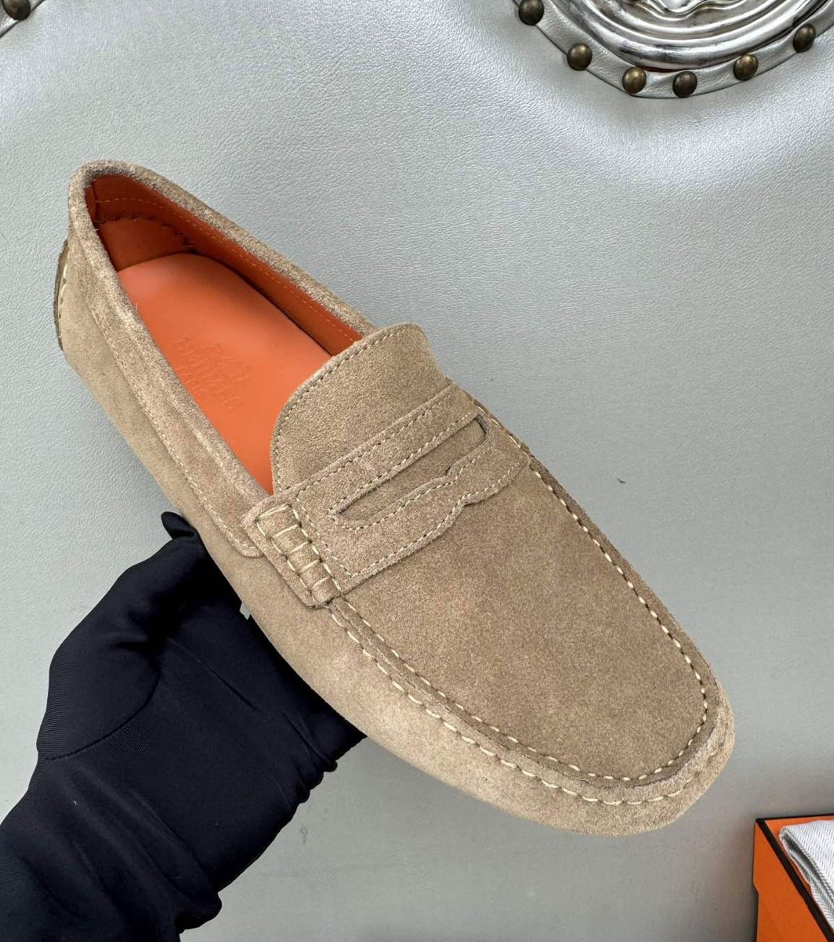 Кожени мокасини