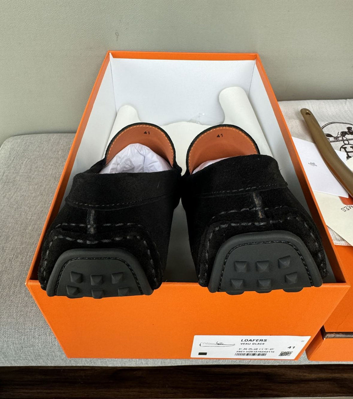 Кожени мокасини