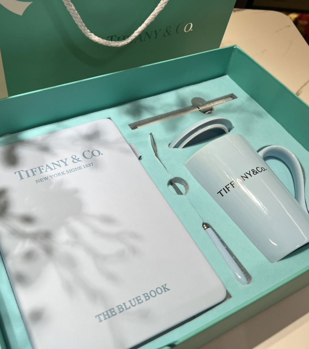 Комплект тефтер, химикалка и чаша