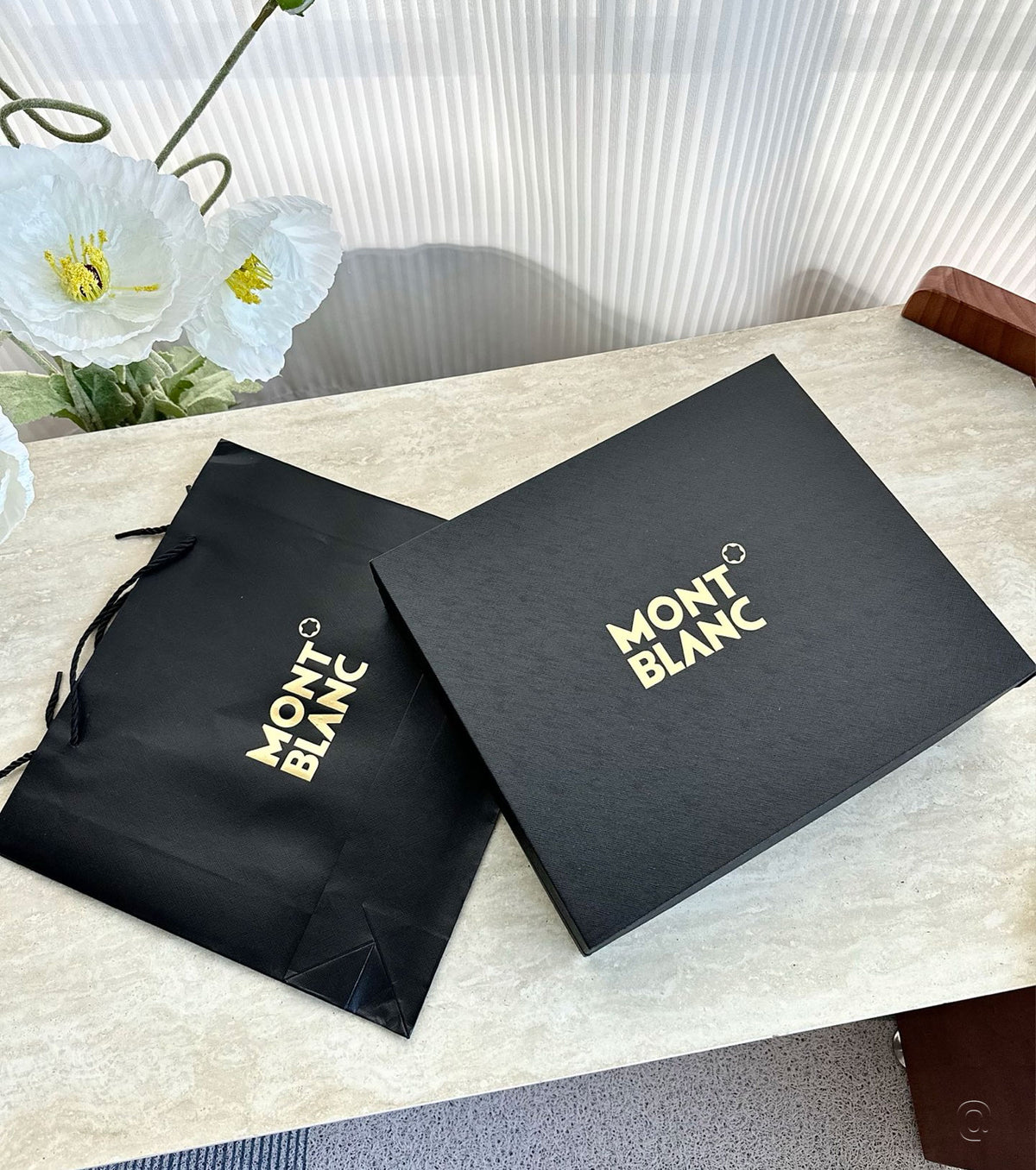 Комплект тефтер, химикалка и термос