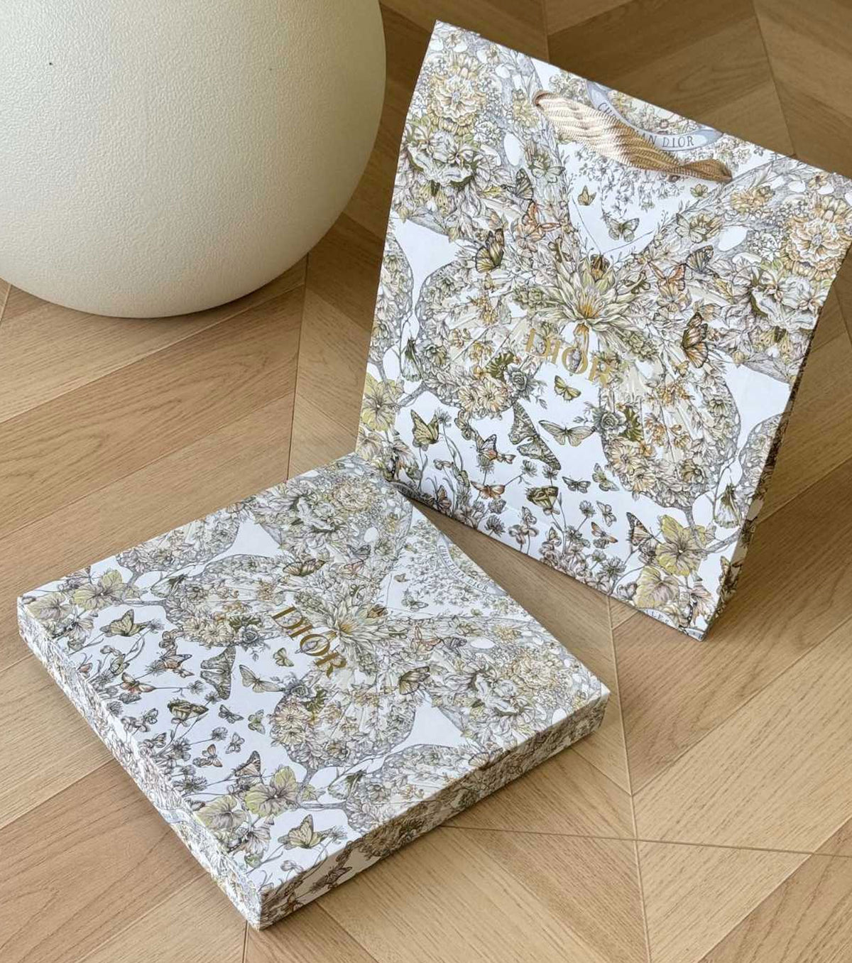 Комплект тефтер и химикалка