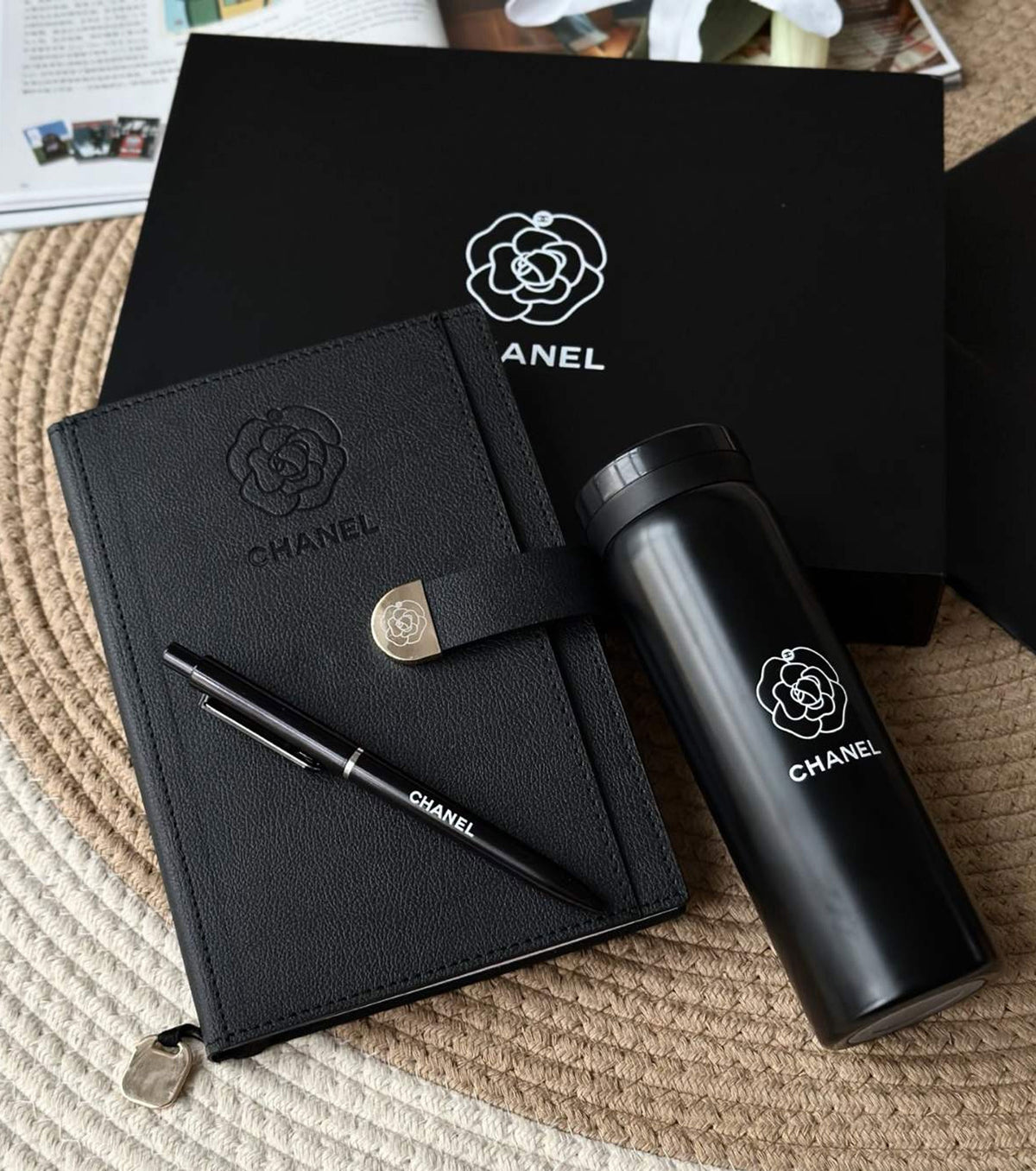 Комплект тефтер, химикалка и термос