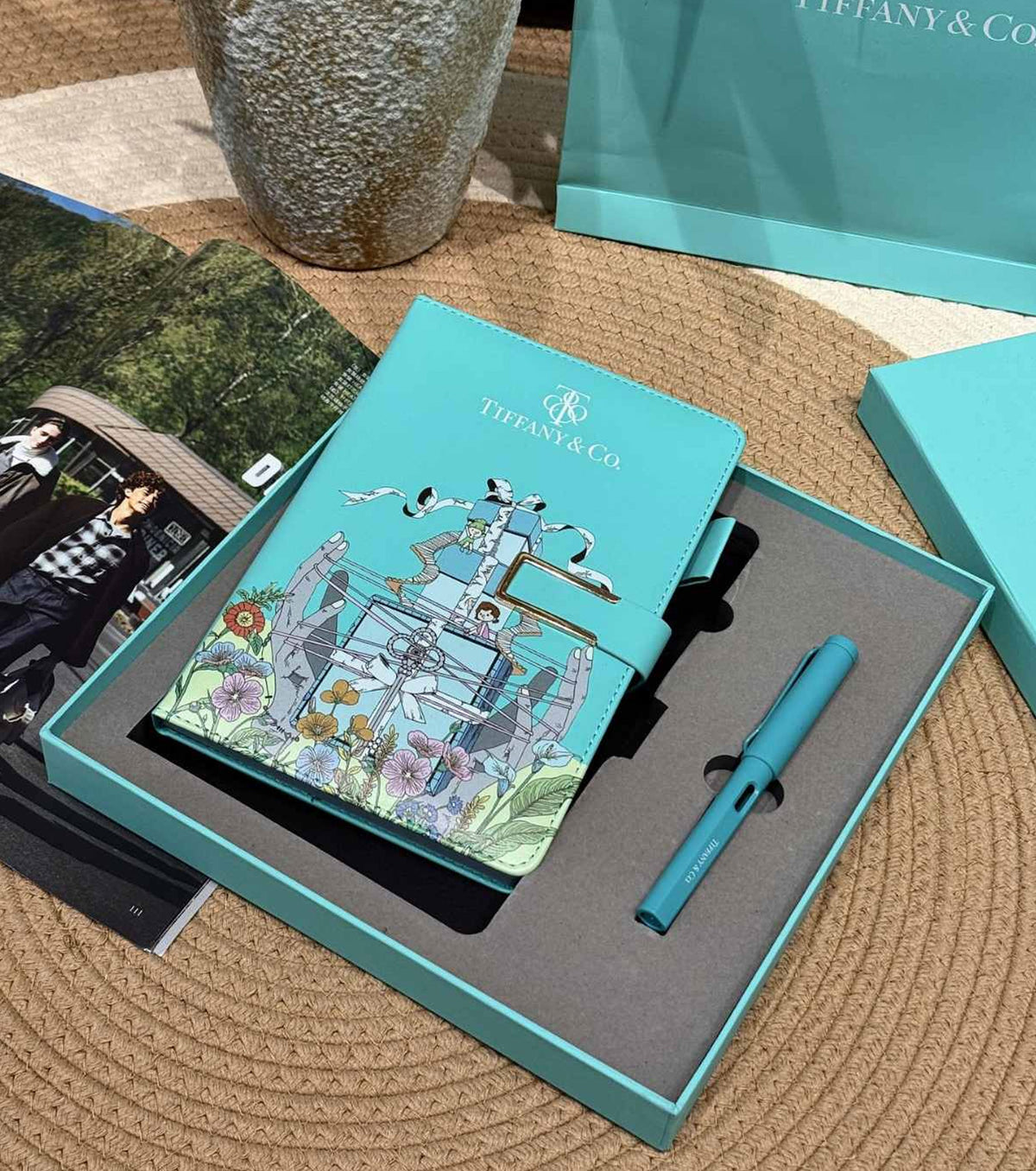 Комплект тефтер и химикалка