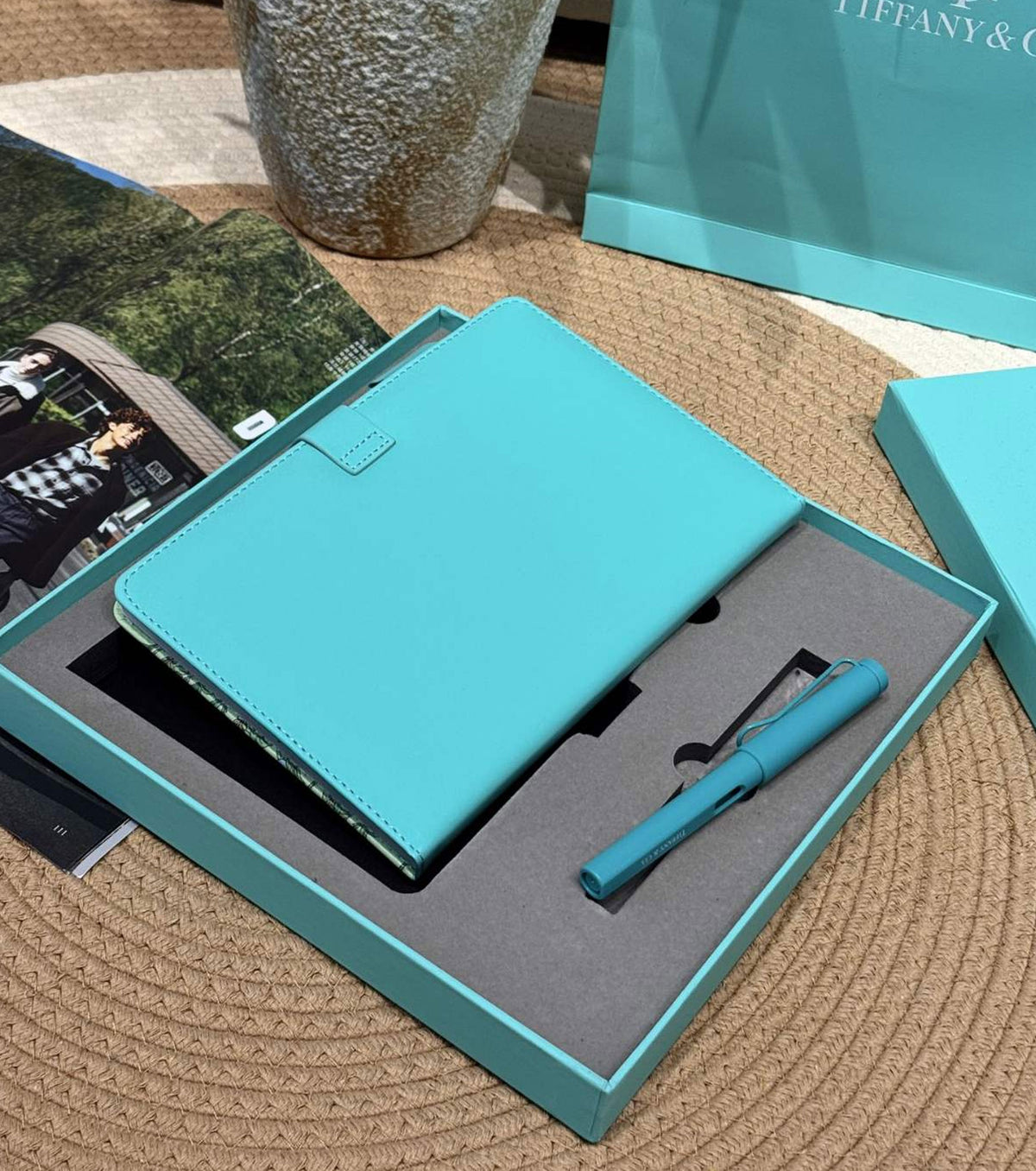 Комплект тефтер и химикалка