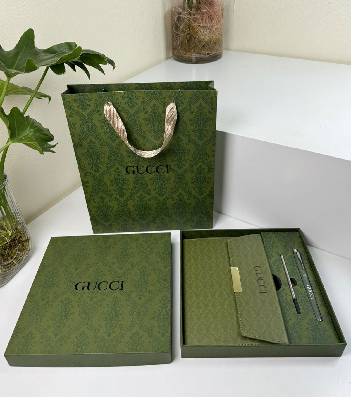 Комплект тефтер и химикалка