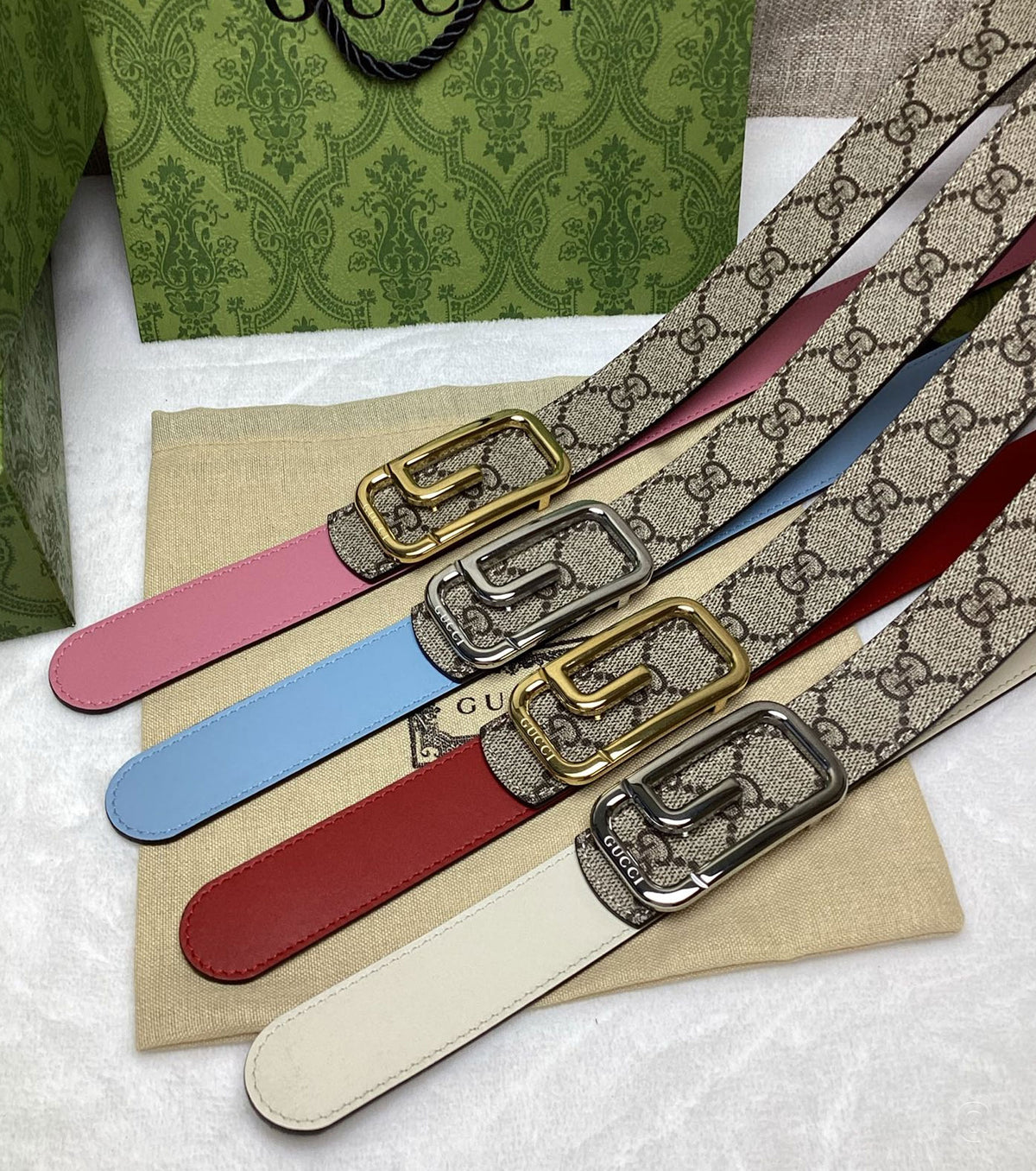 Reversible belt with square G buckle