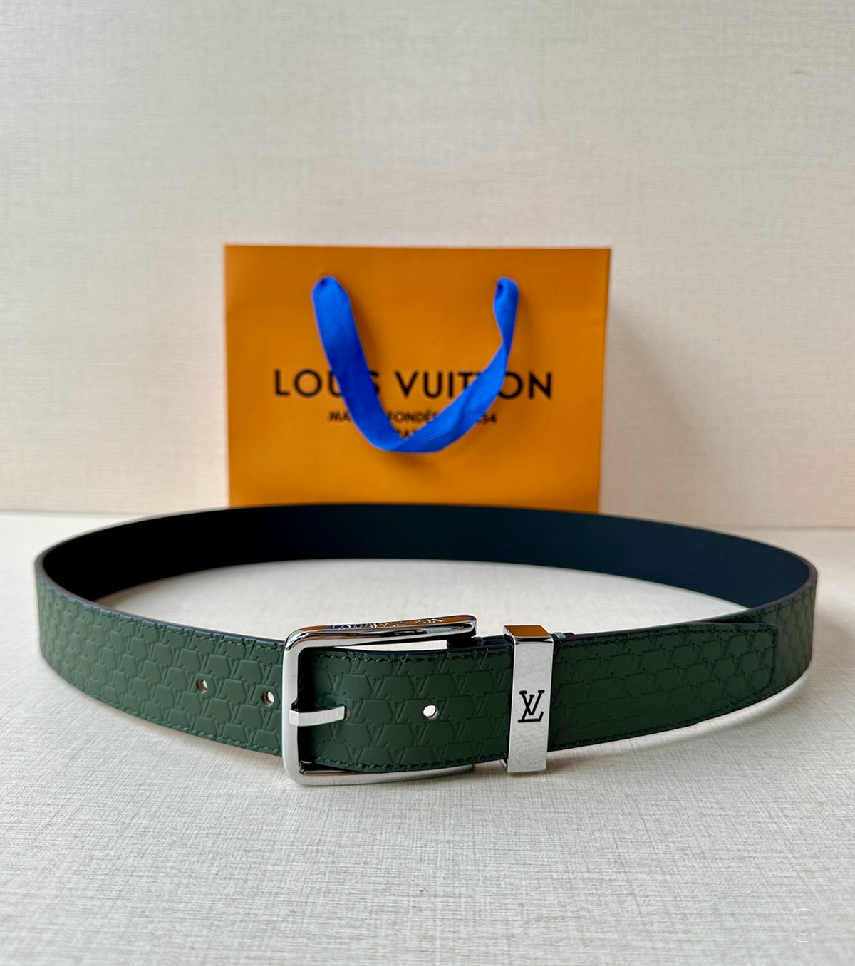 Pont Neuf Belt
