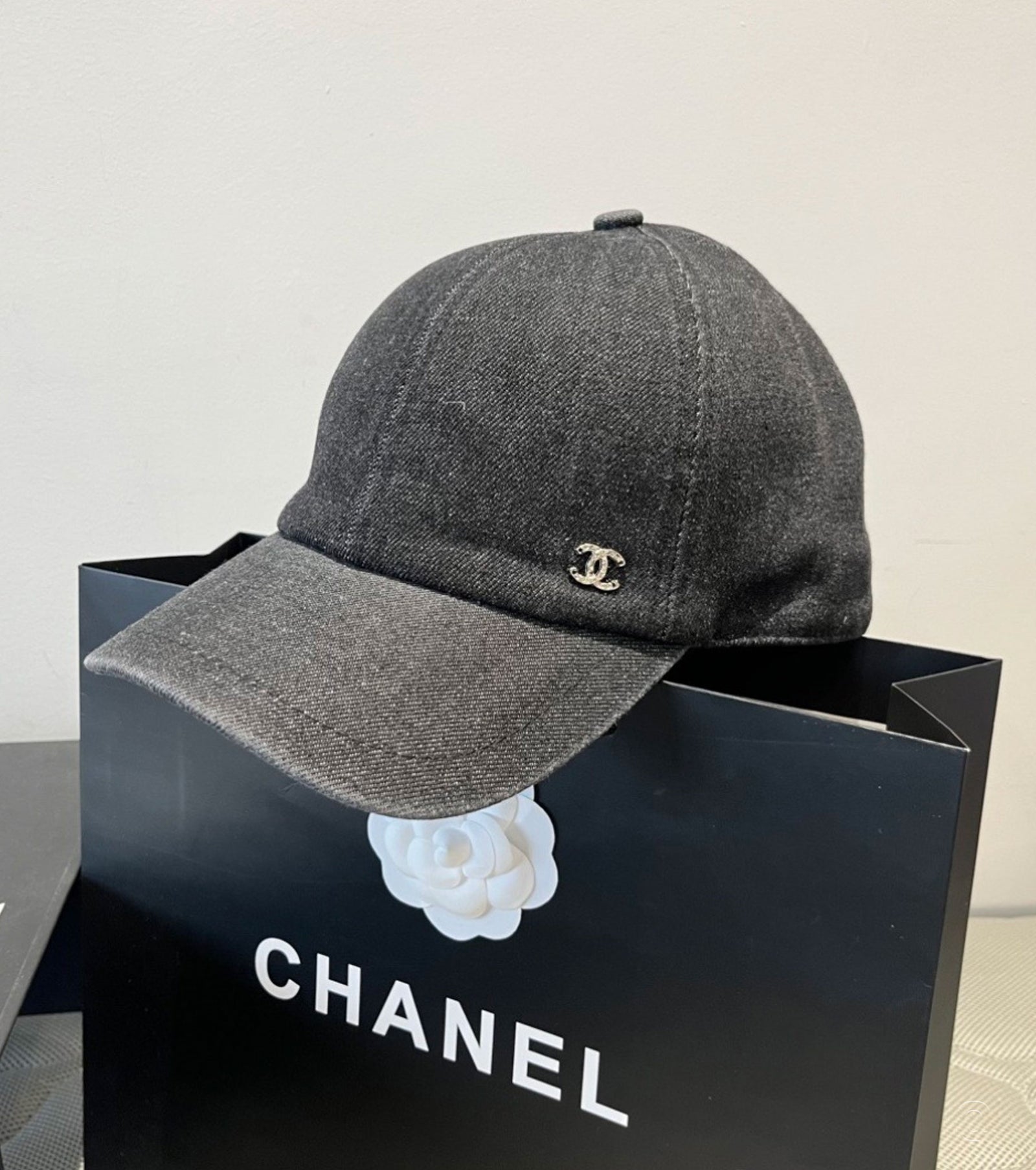 Дънкова бейзболна шапка