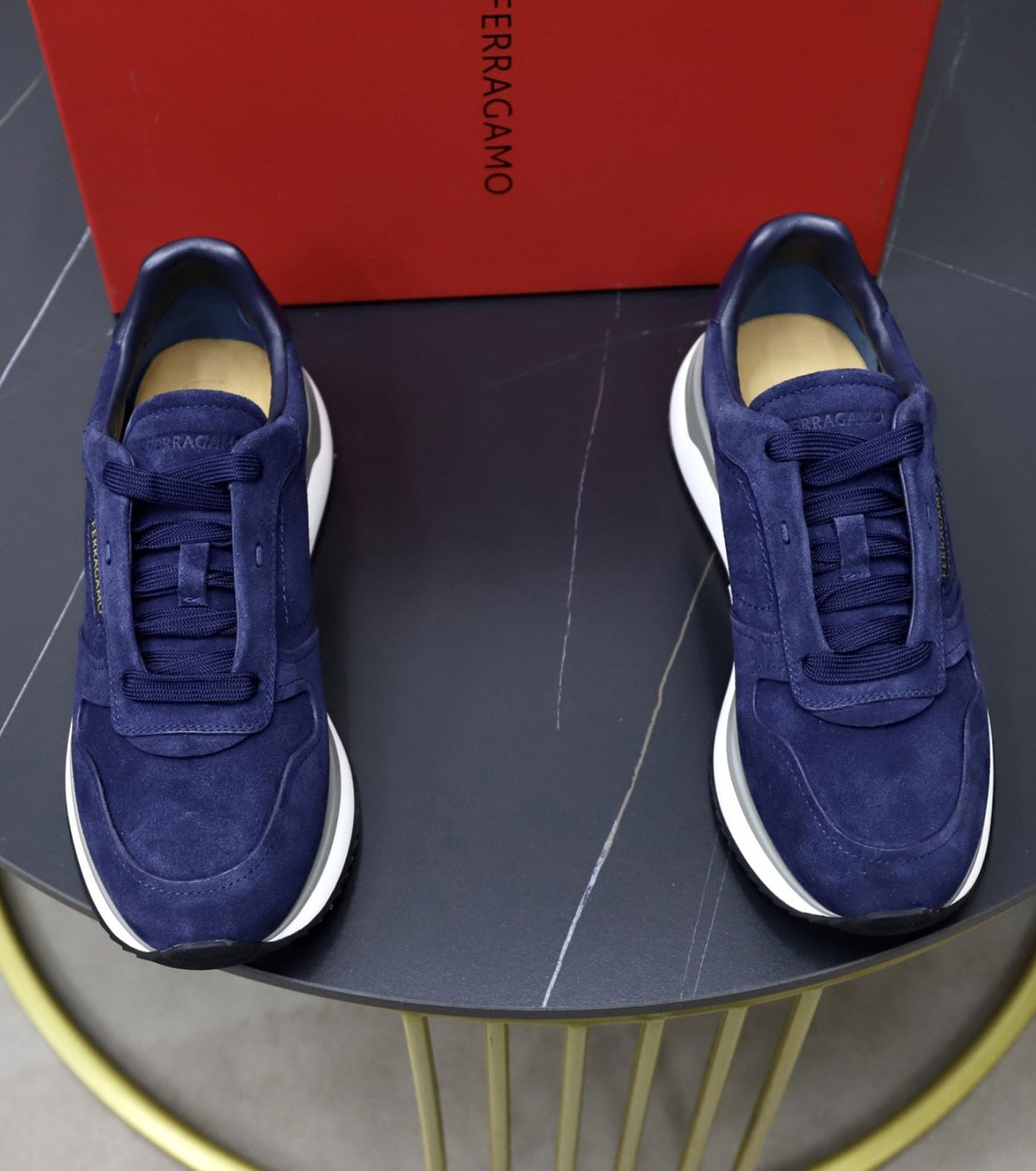 Кожени маратонки