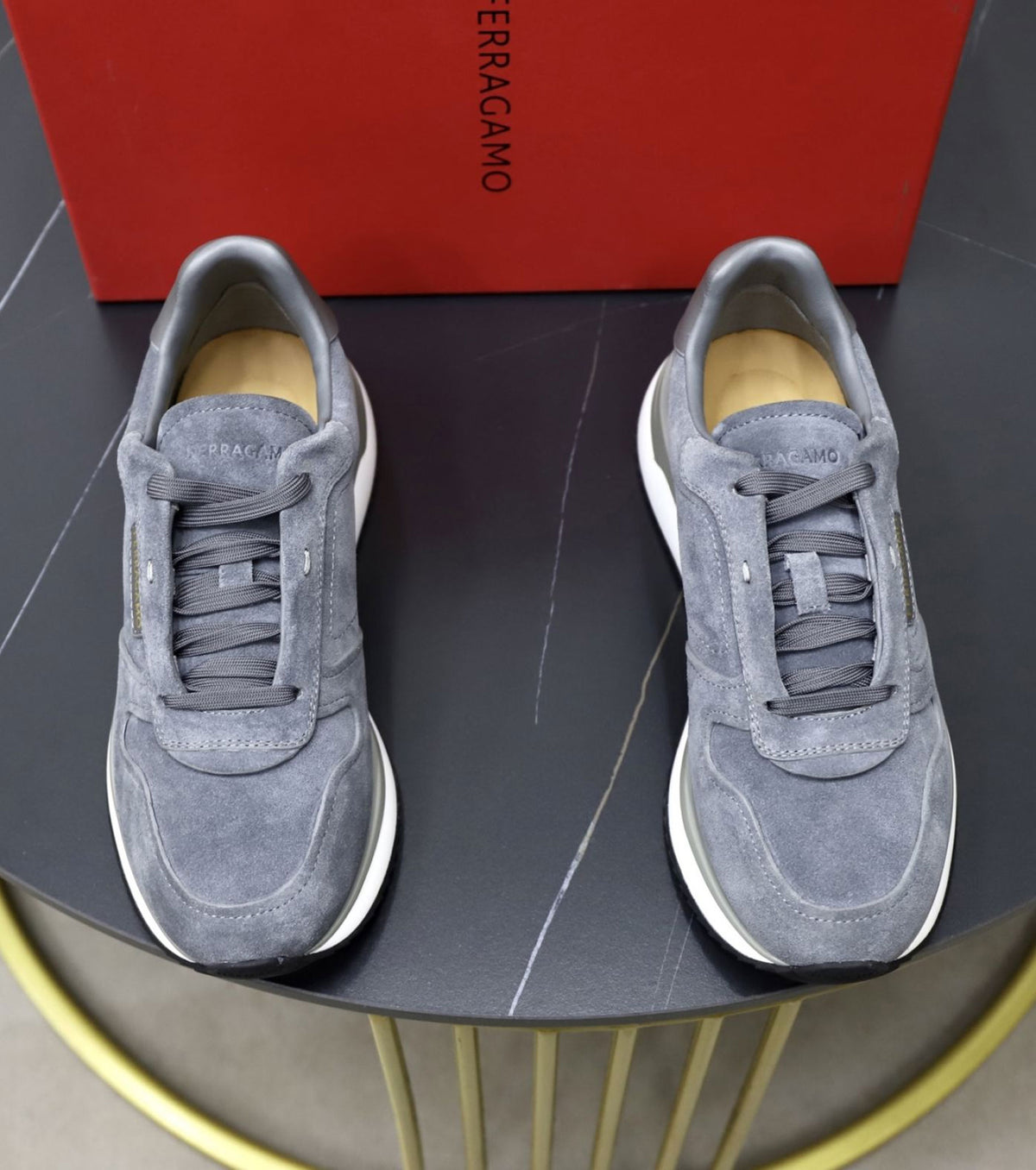 Кожени маратонки