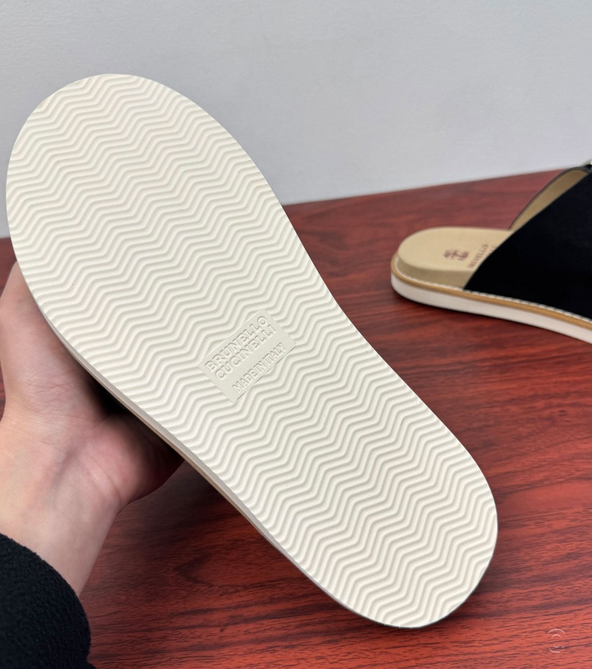 Велурени чехли