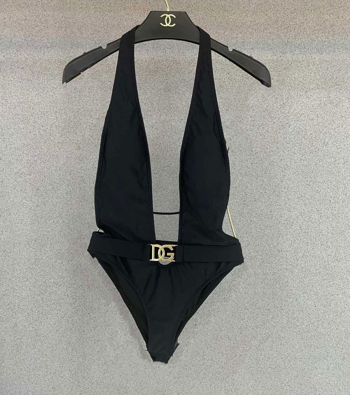 БАНСКИ КОСТЮМ