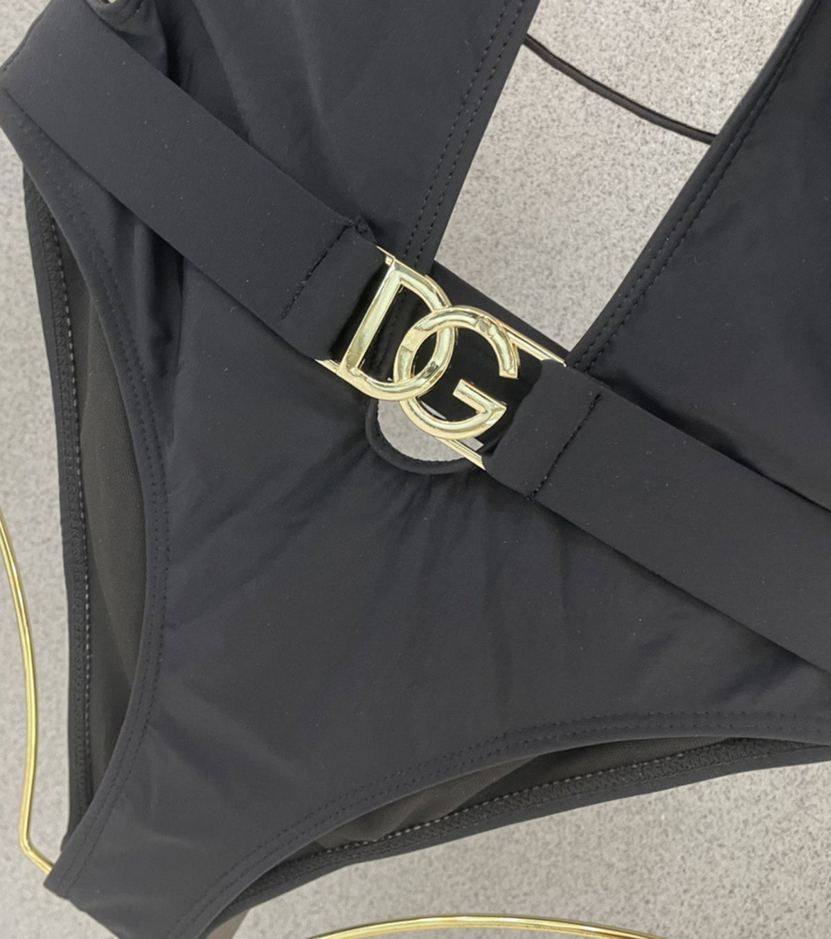 БАНСКИ КОСТЮМ