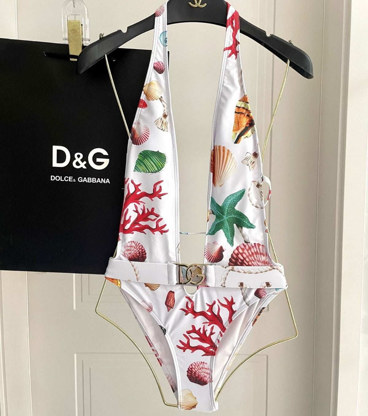 БАНСКИ КОСТЮМ