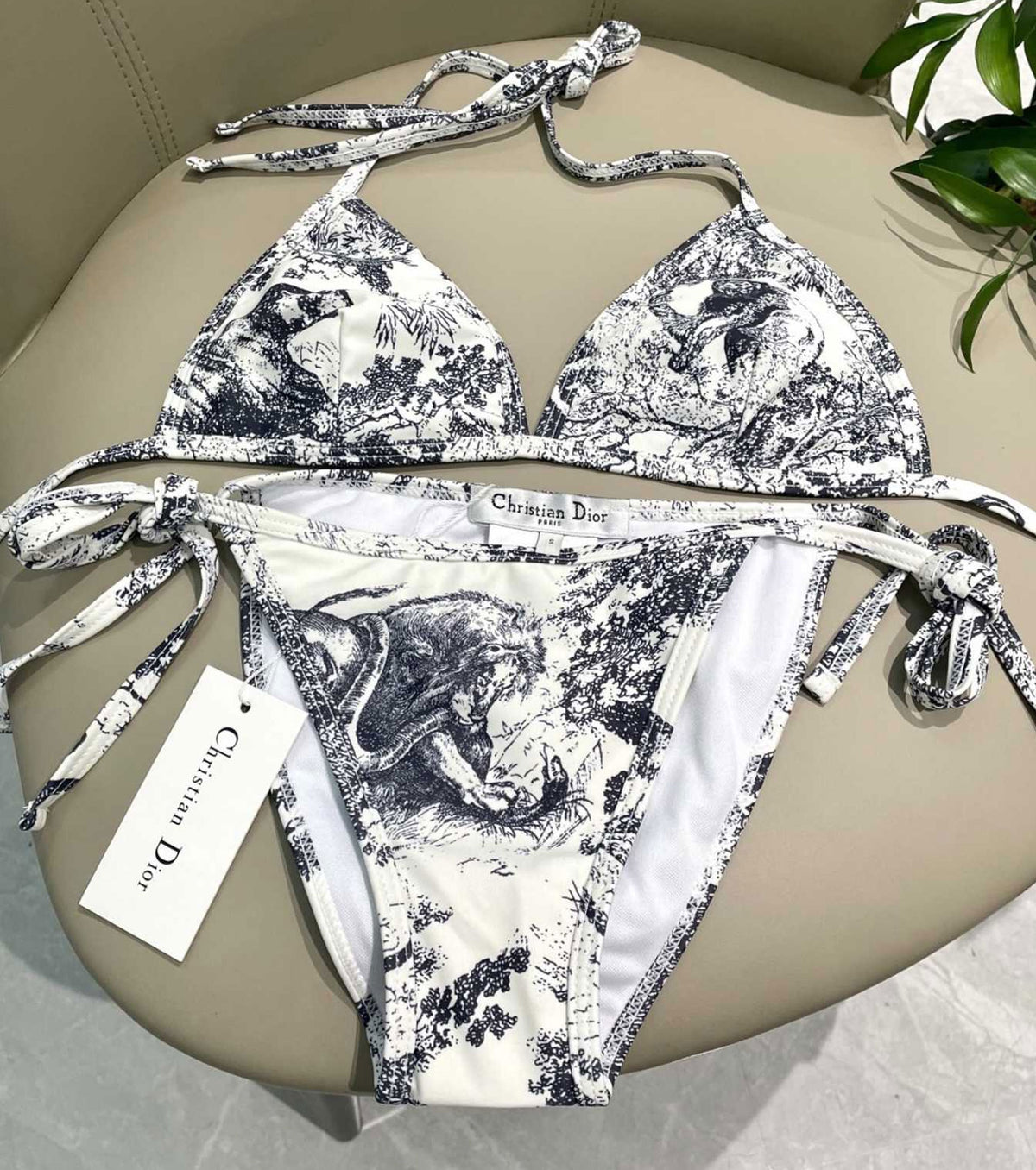 Бански от три части