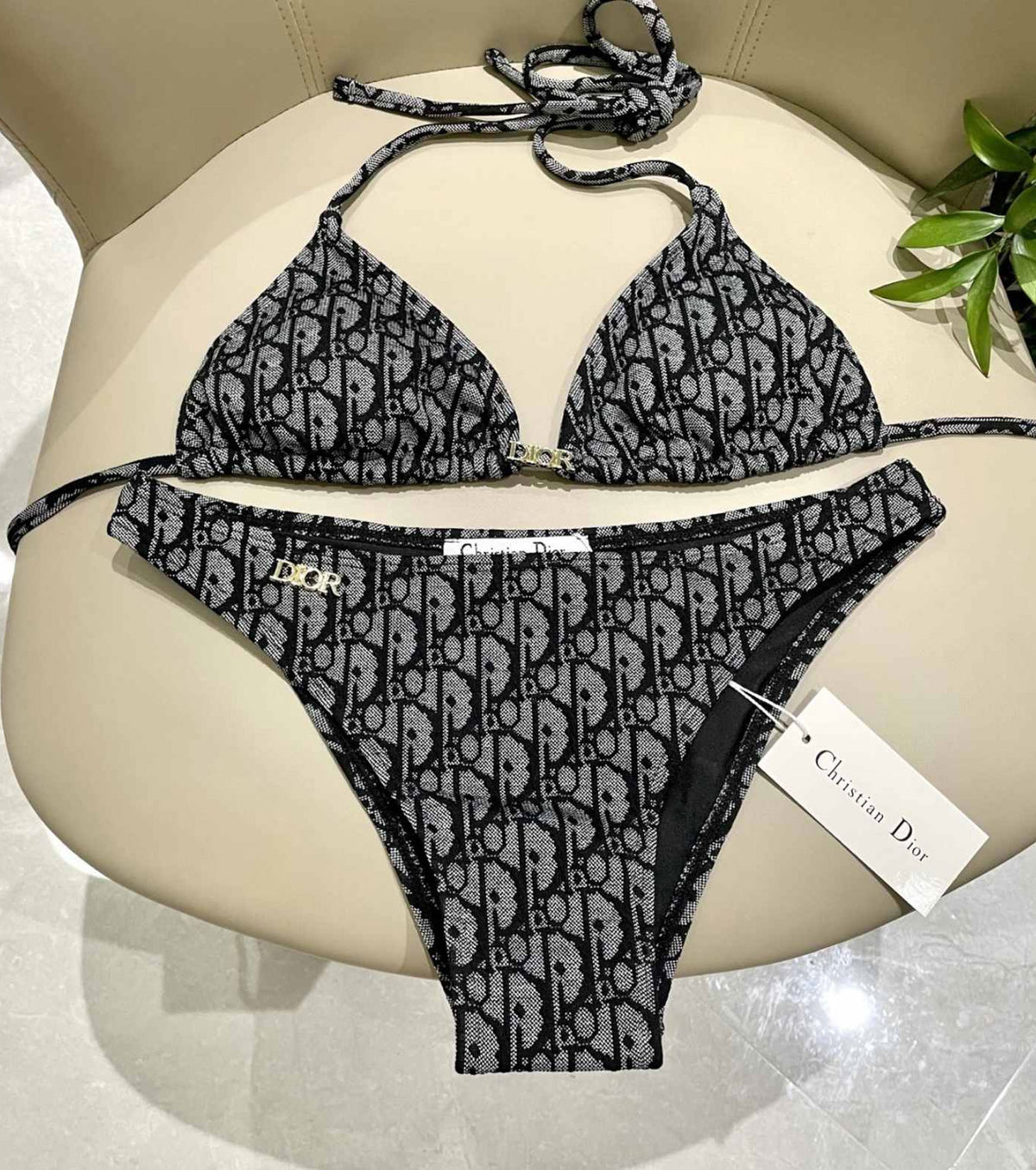 Бански от две части