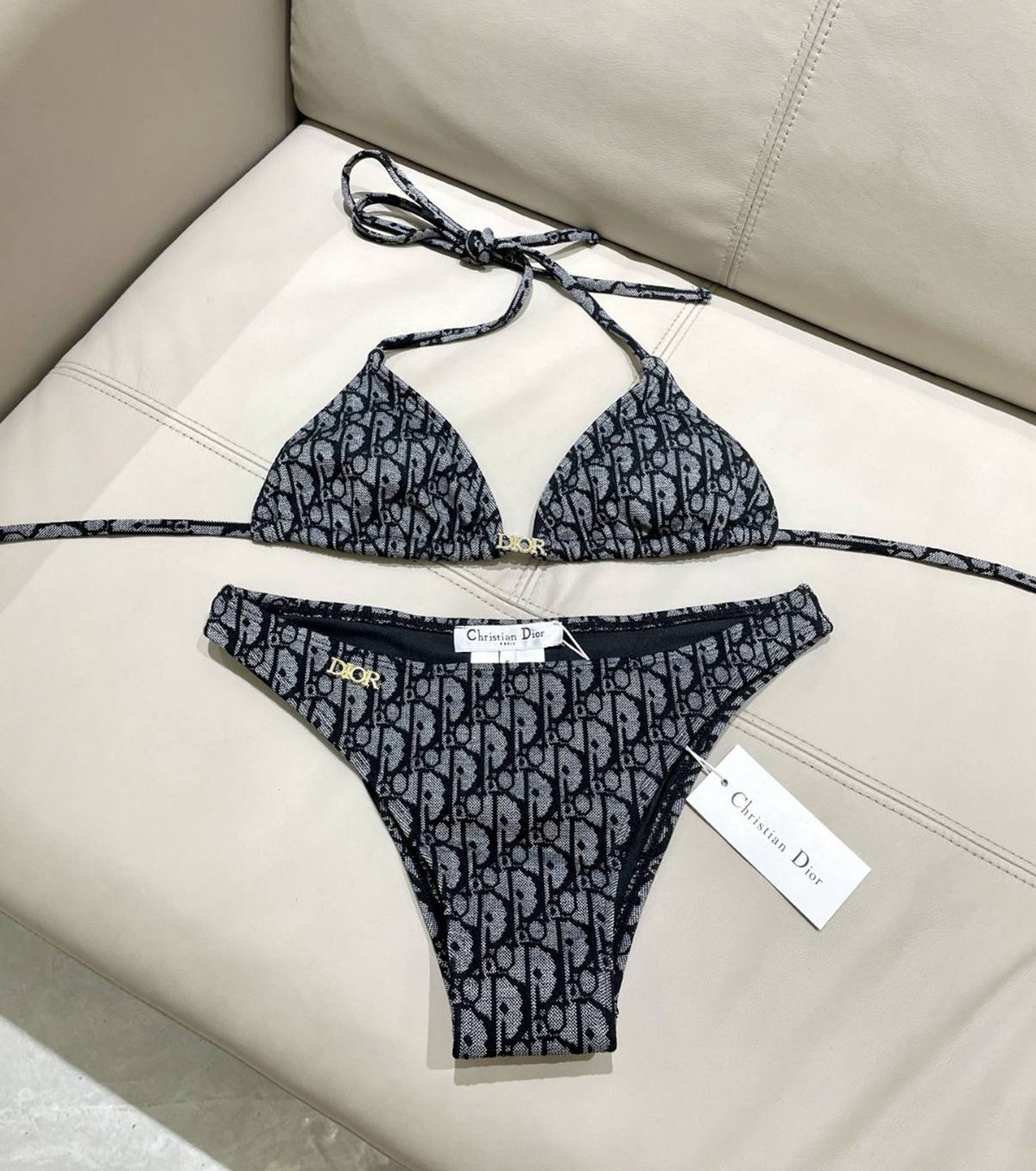 Бански от две части