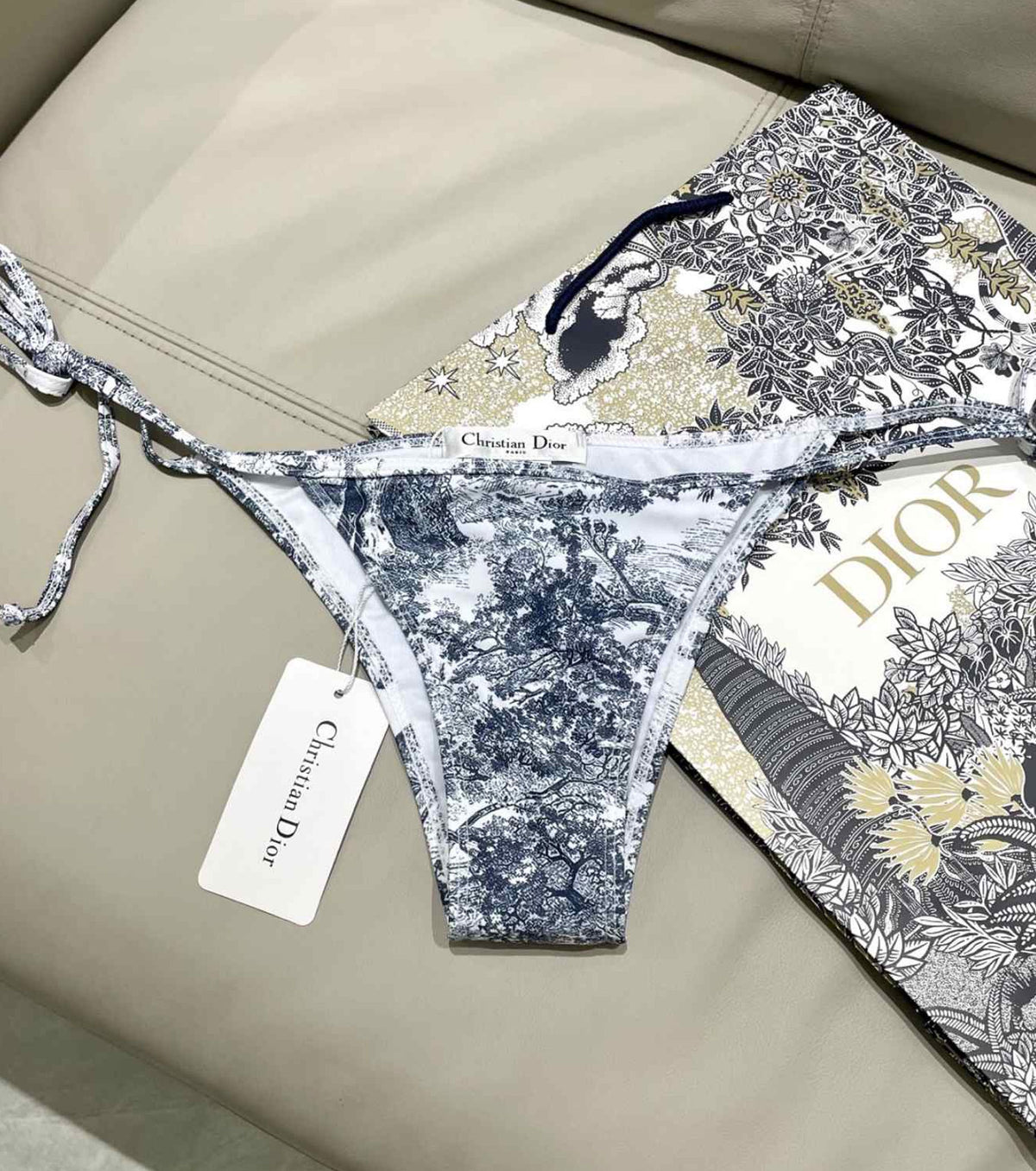 Бански от три части