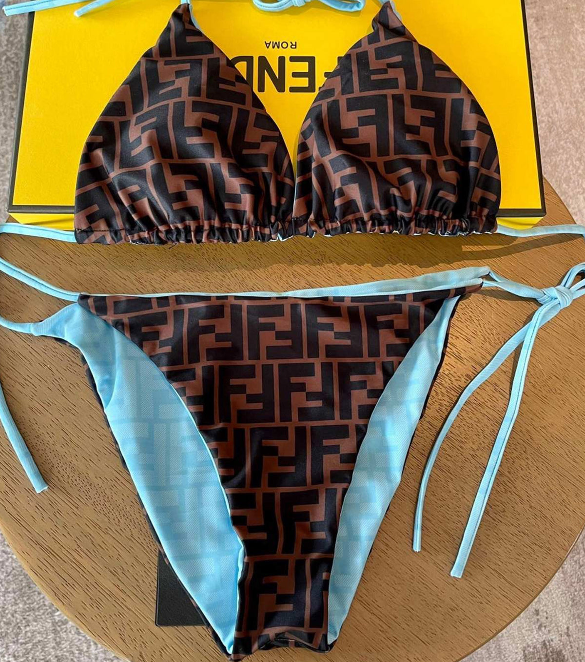 Бански от две части