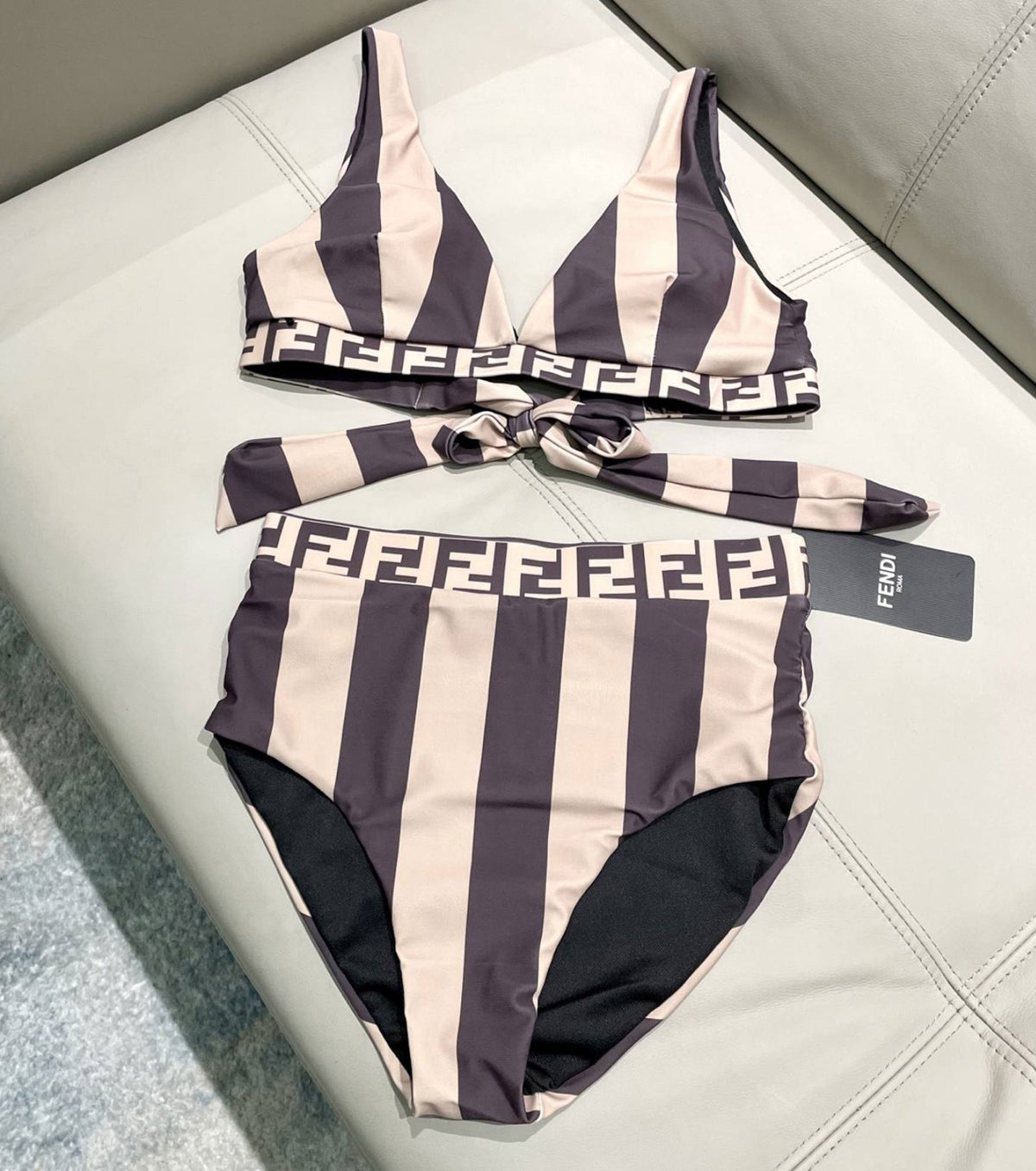 Бански от две части