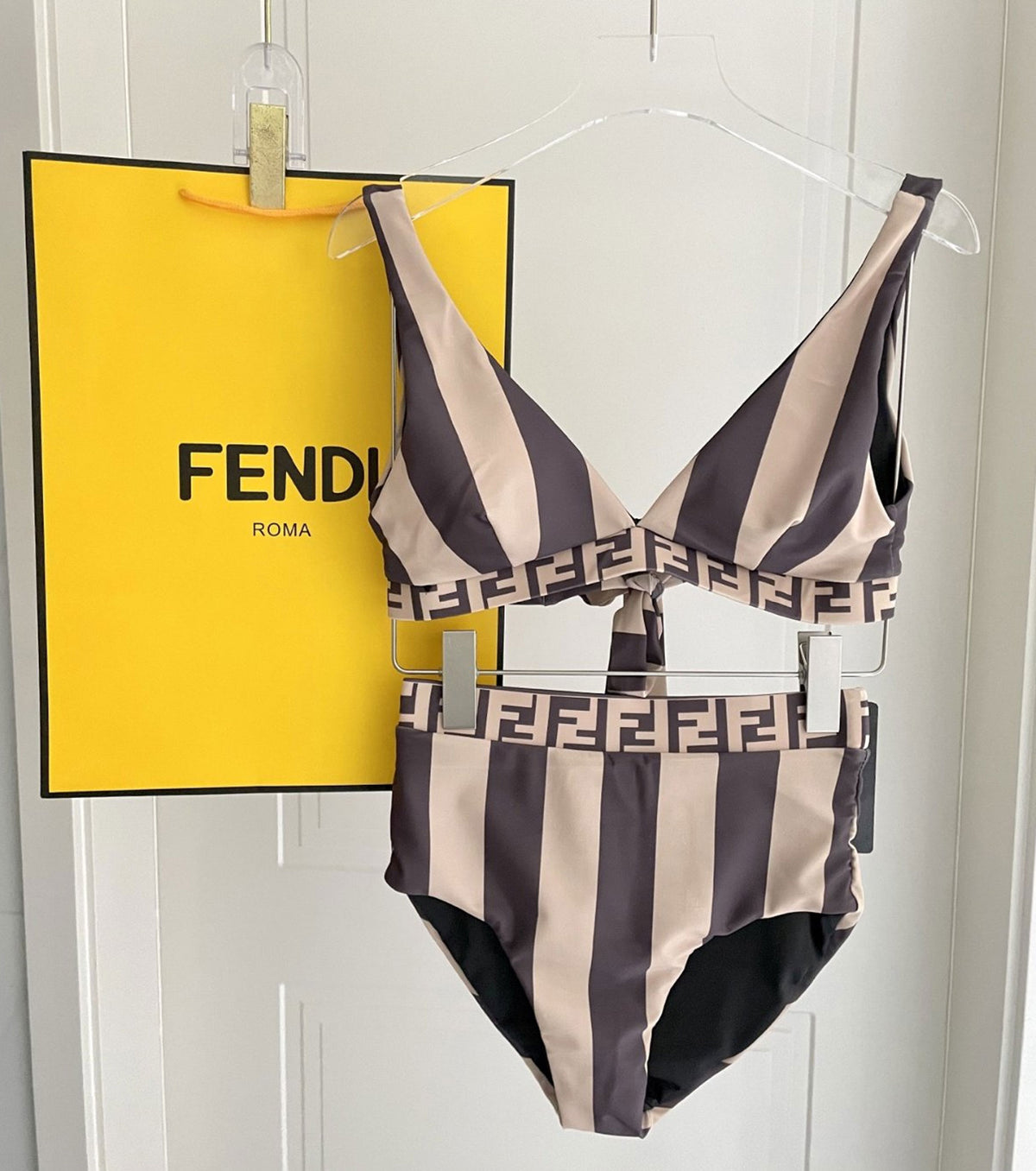 Бански от две части