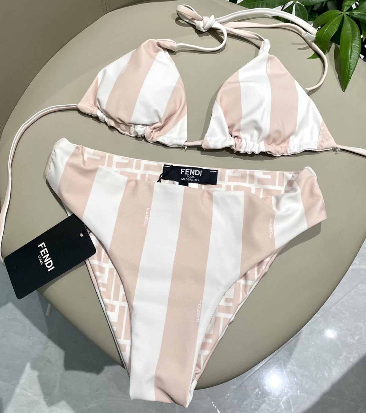 Бански от две части