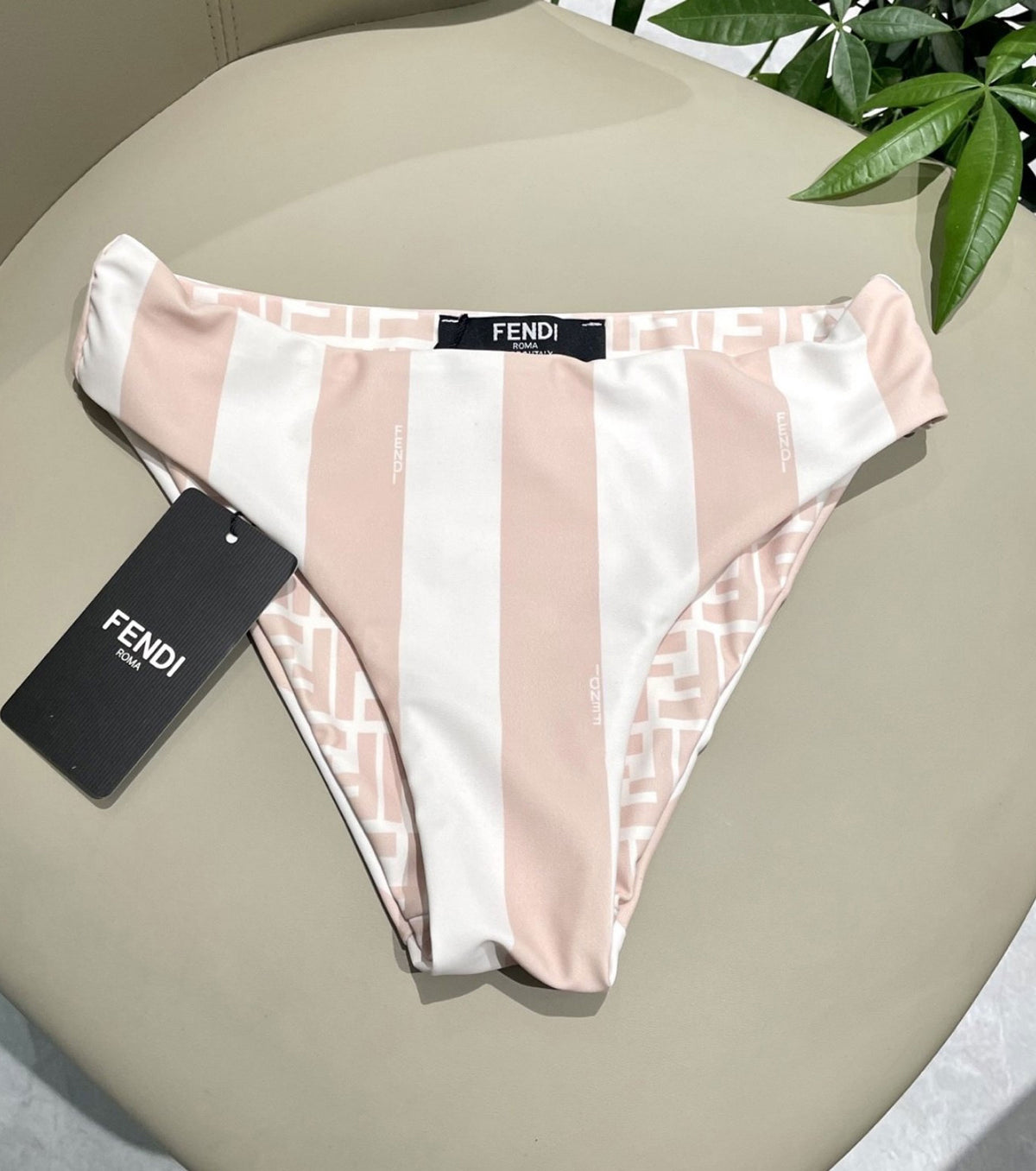 Бански от две части