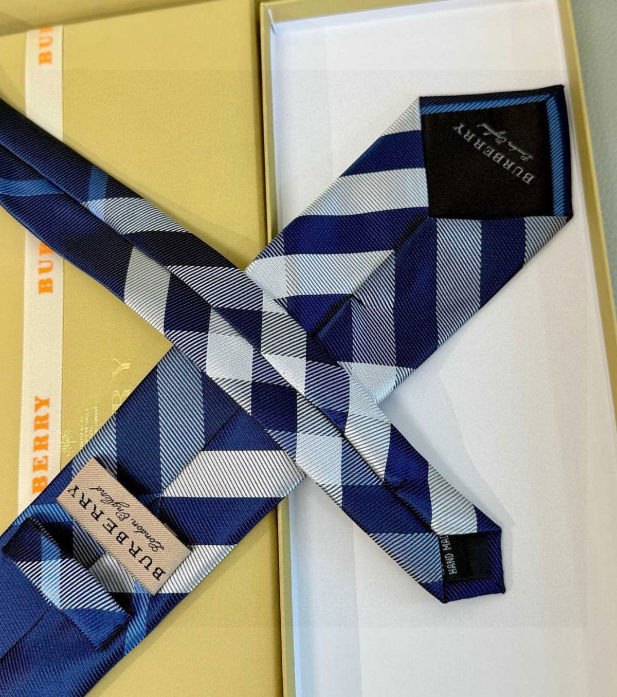 Вратовръзка Monogram