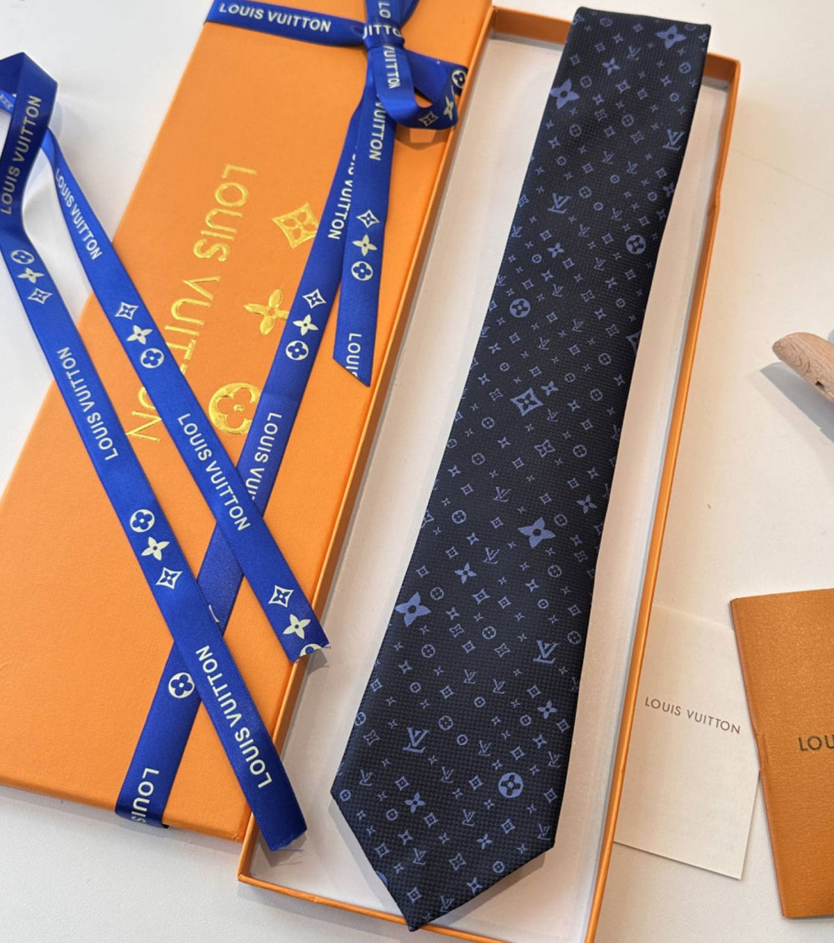 Вратовръзка Monogram