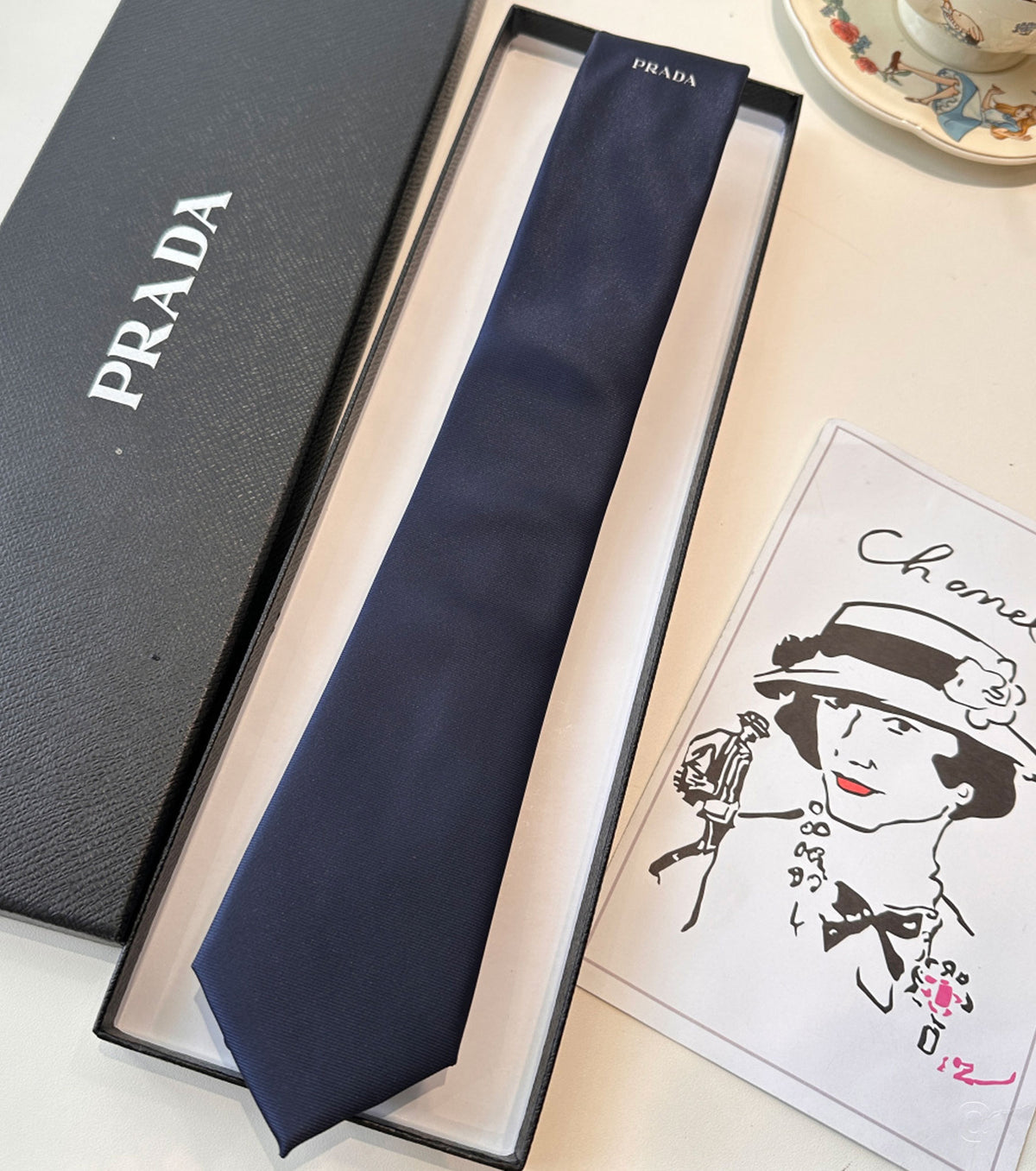 Копринена вратовръзка