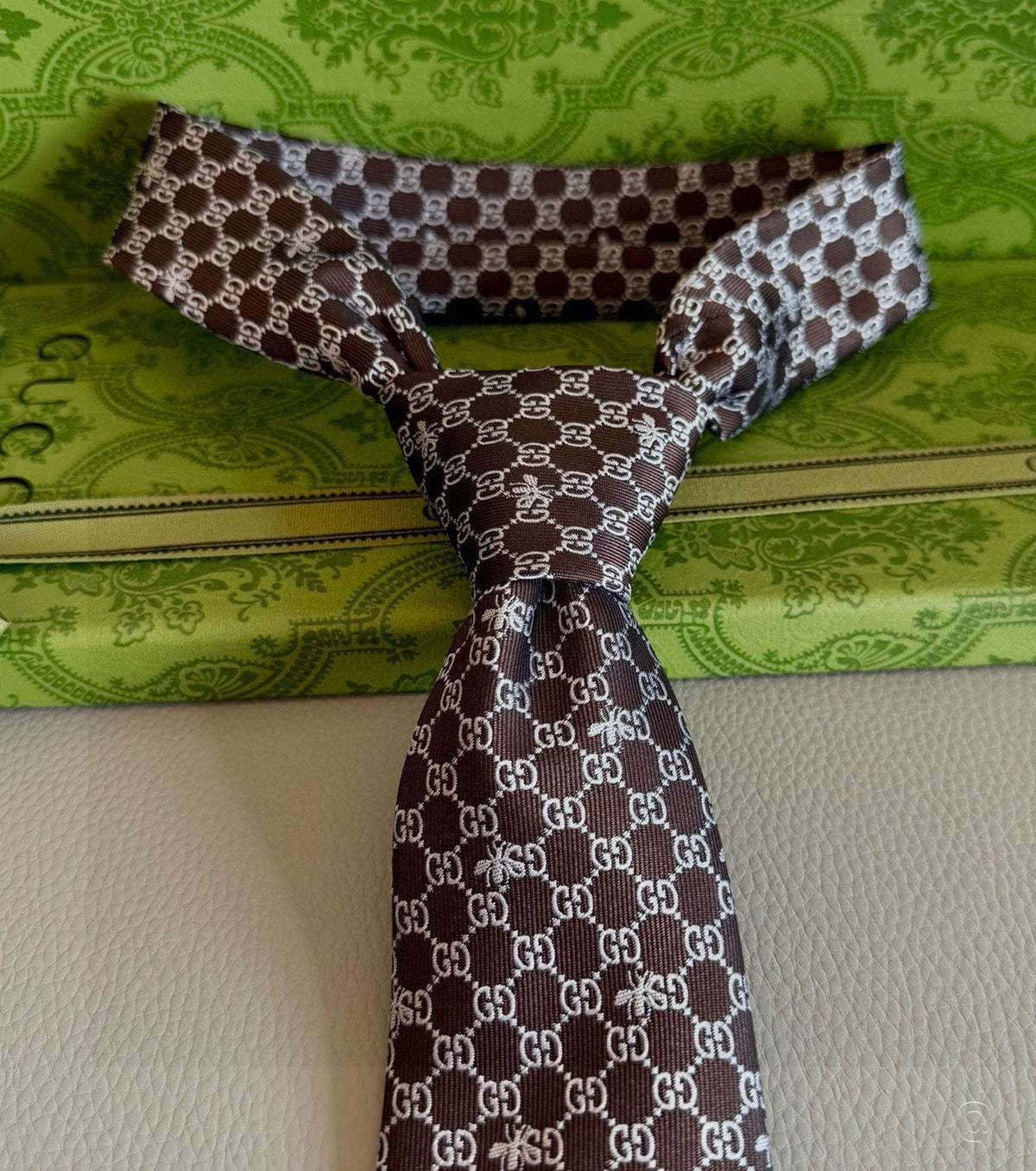 Вратовръзка BEE GOLD GG с монограм