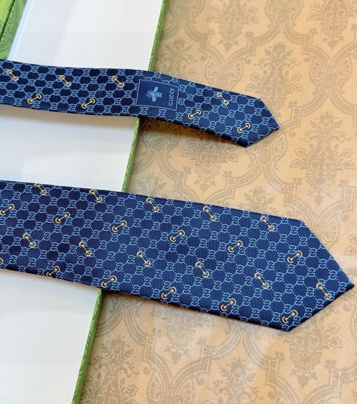 GG копринена жакардова вратовръзка GG