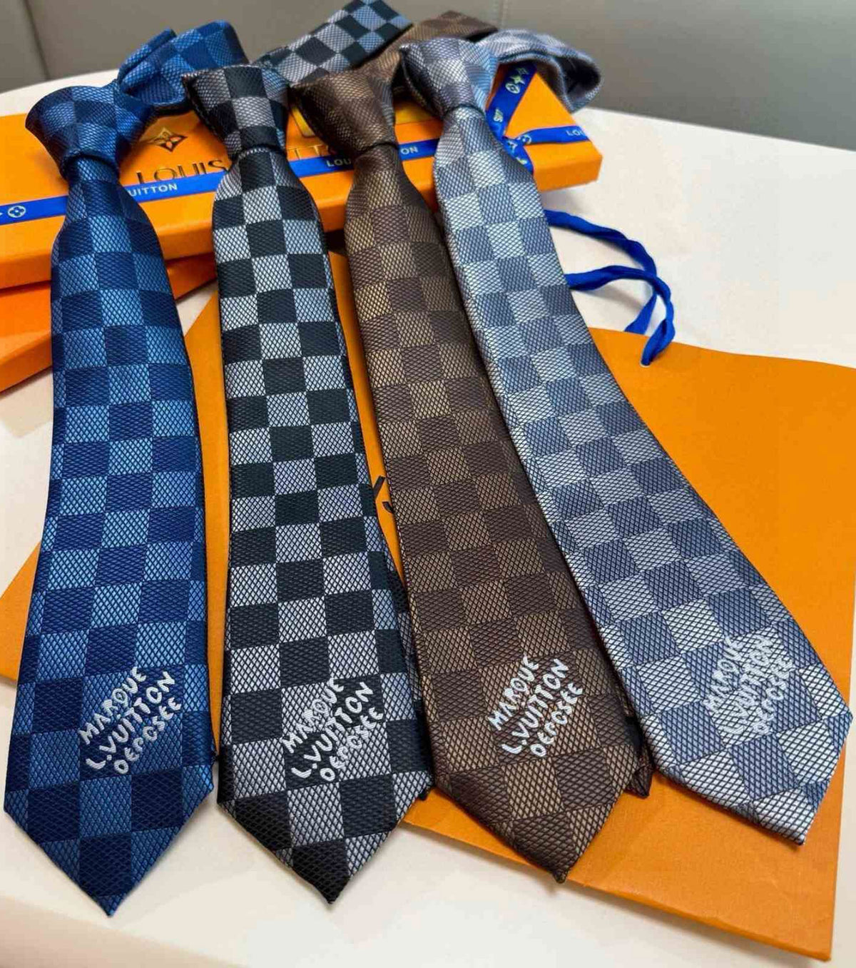 Вратовръзка Damier Heritage