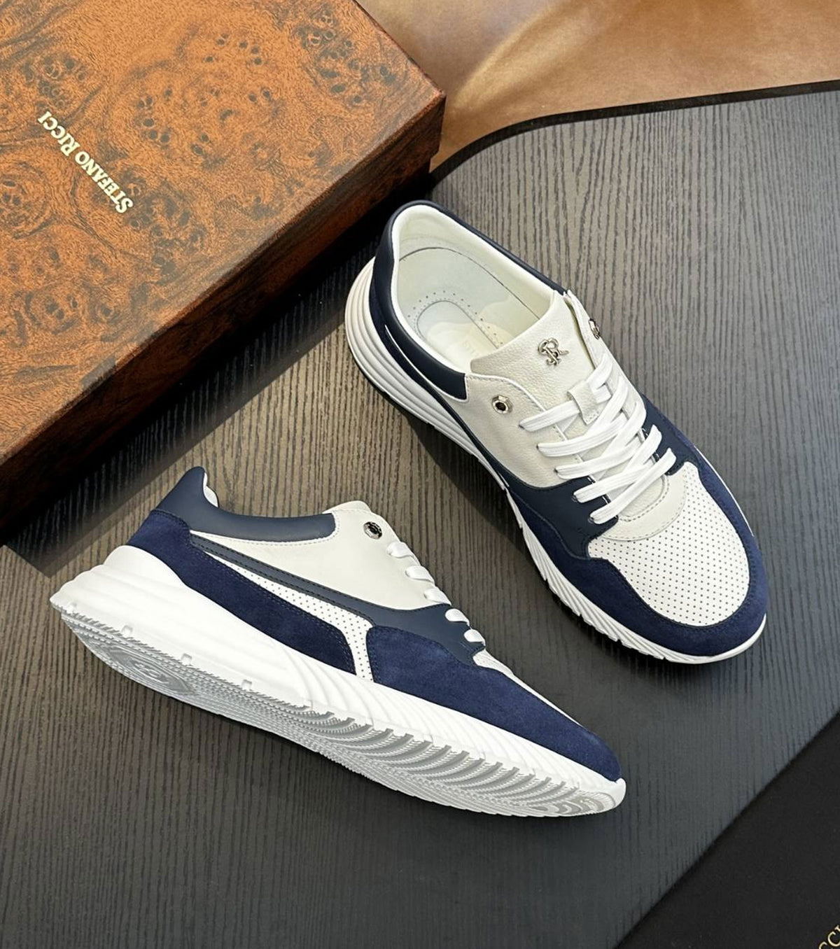 Кожени маратонки