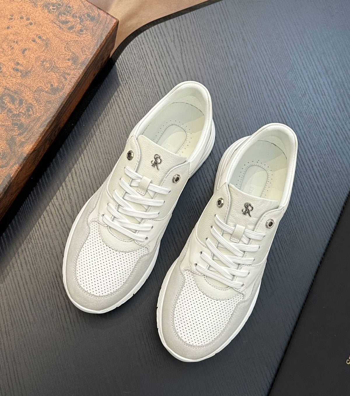 Кожени маратонки