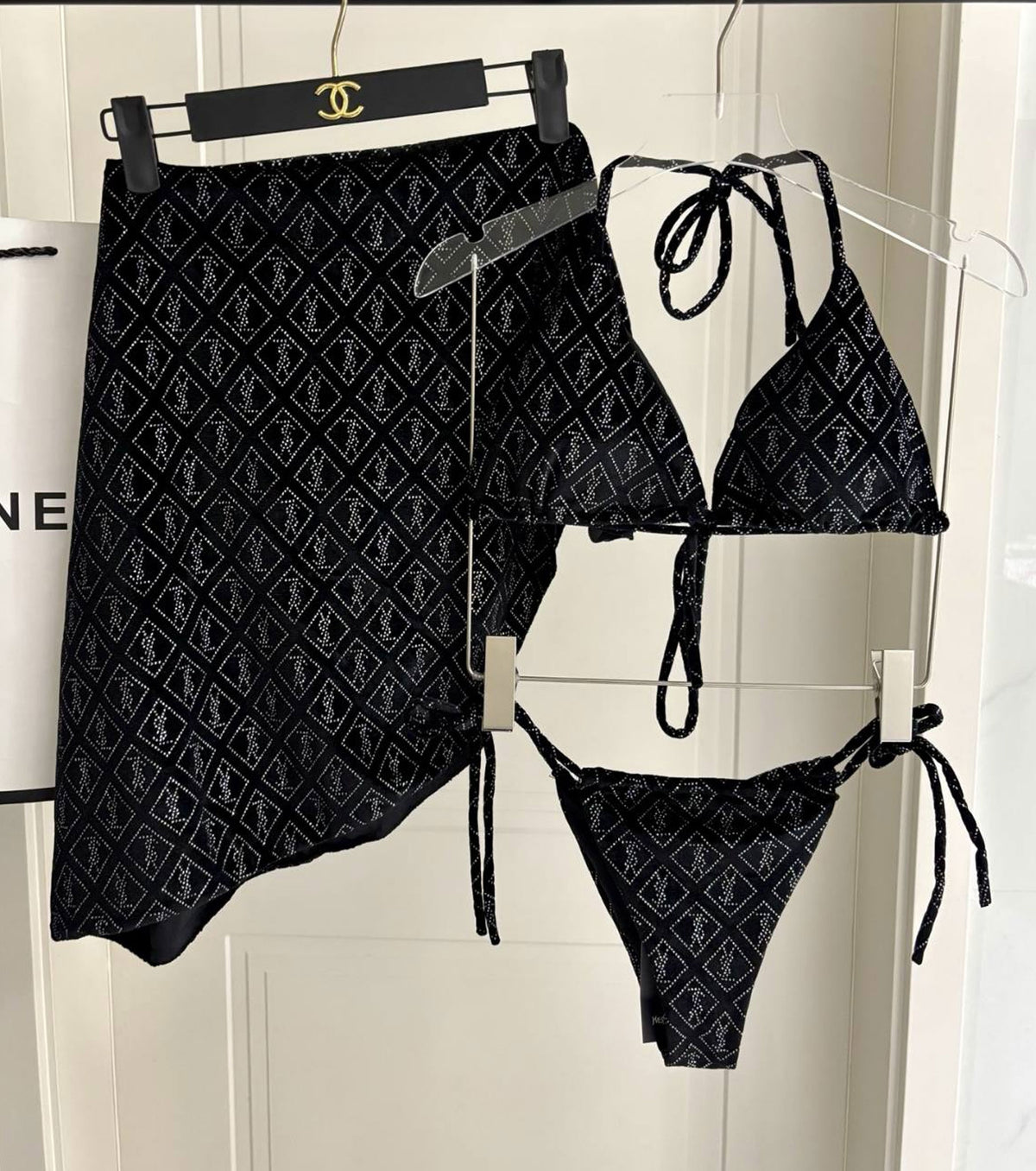 Бански от три части