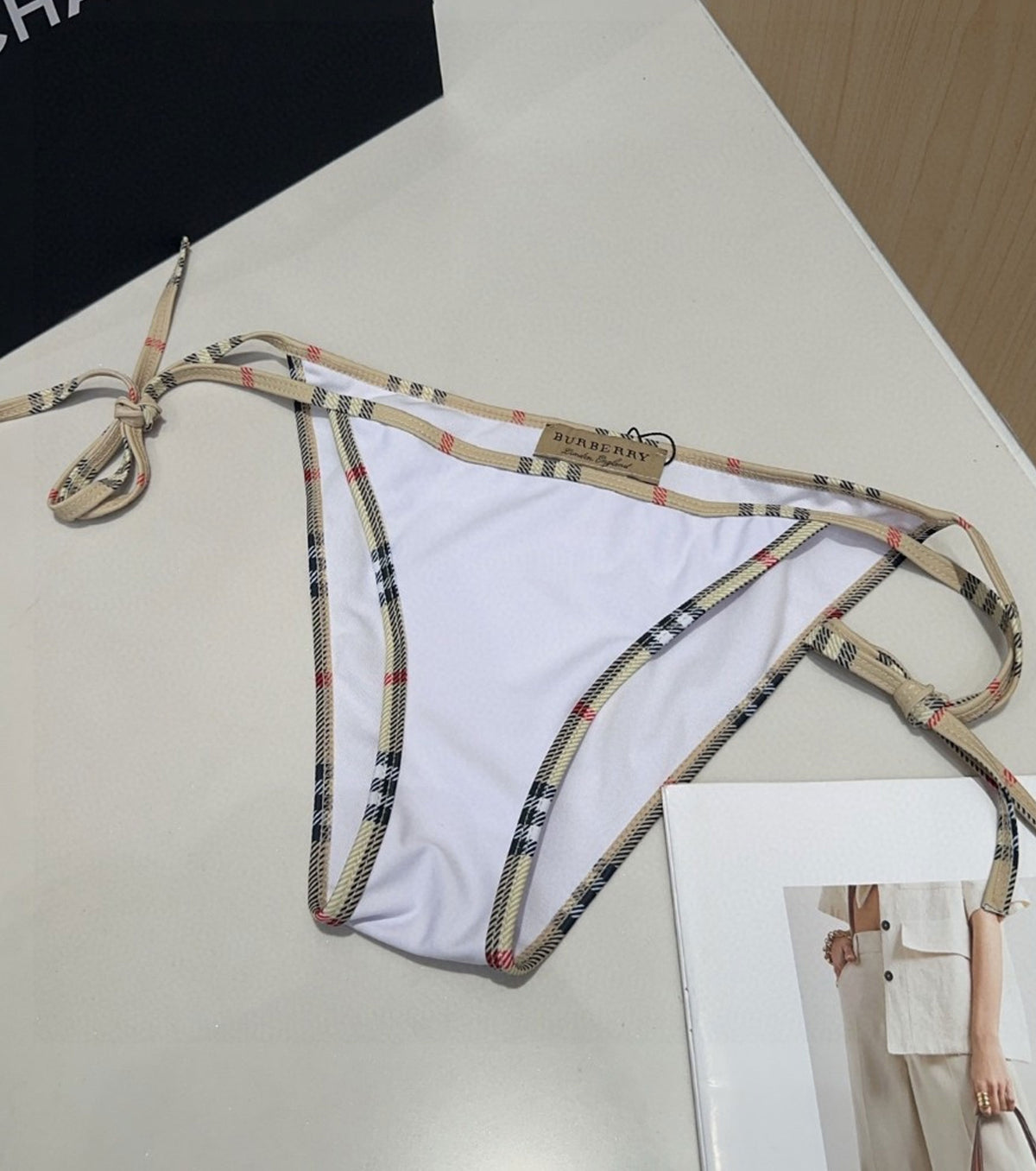 Бански от две части