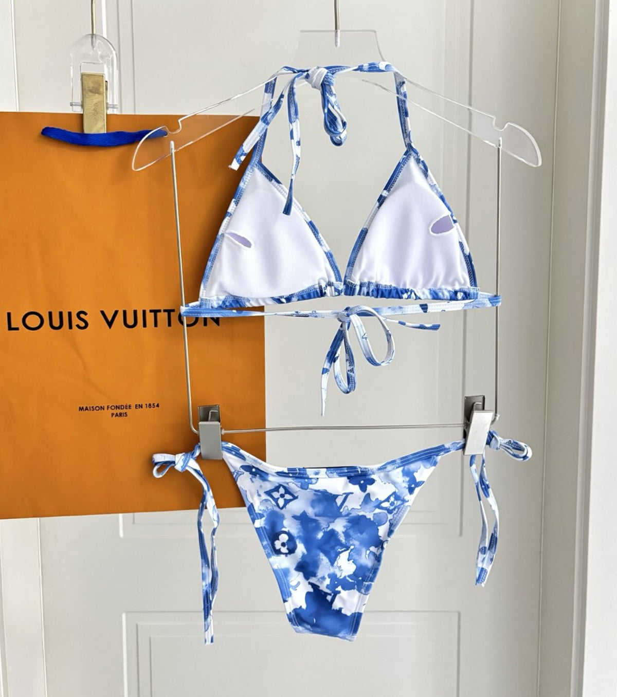 Бански от две части