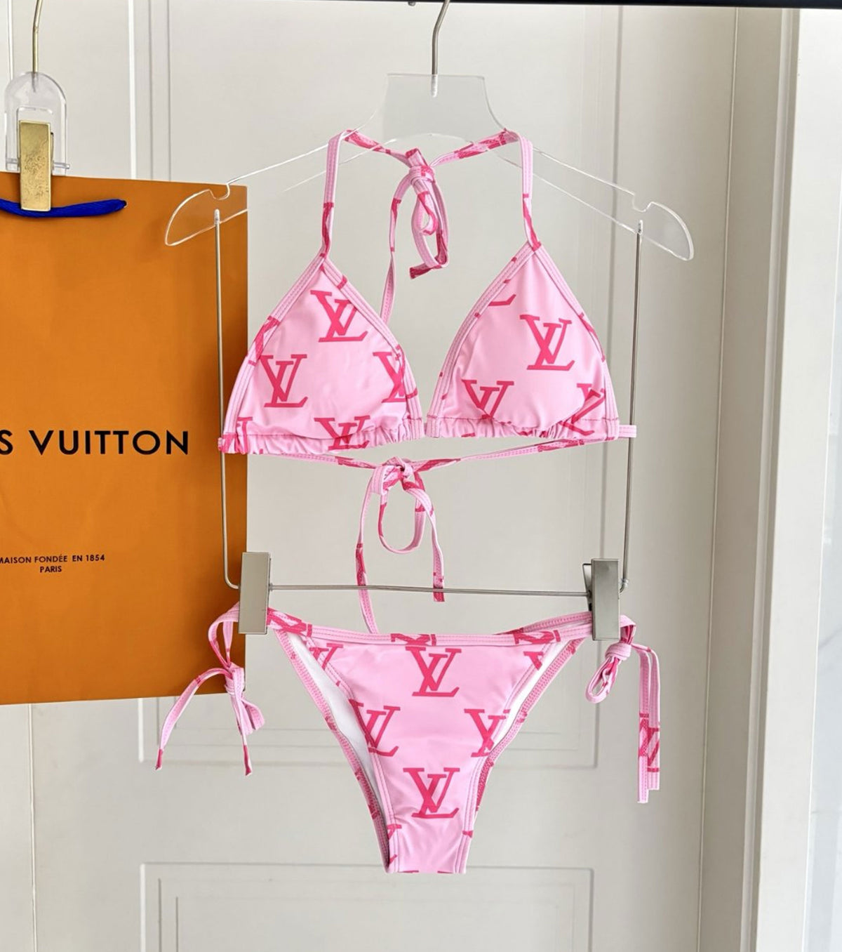 Бански от две части